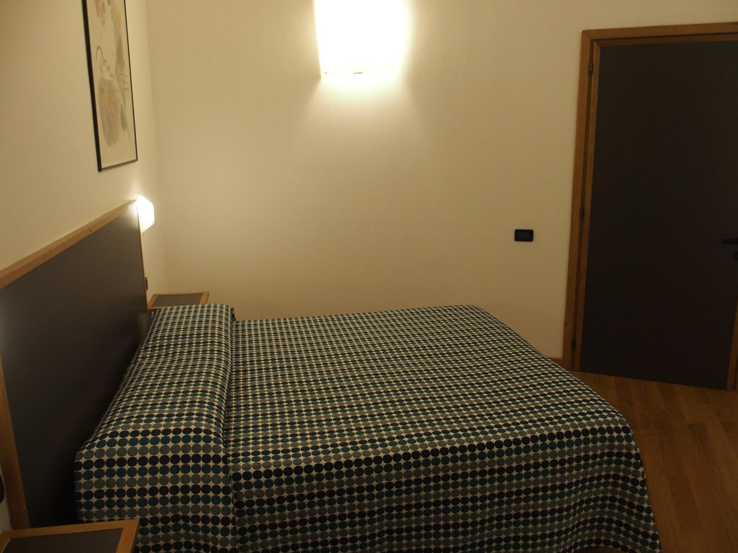 Double Room - Photo 24