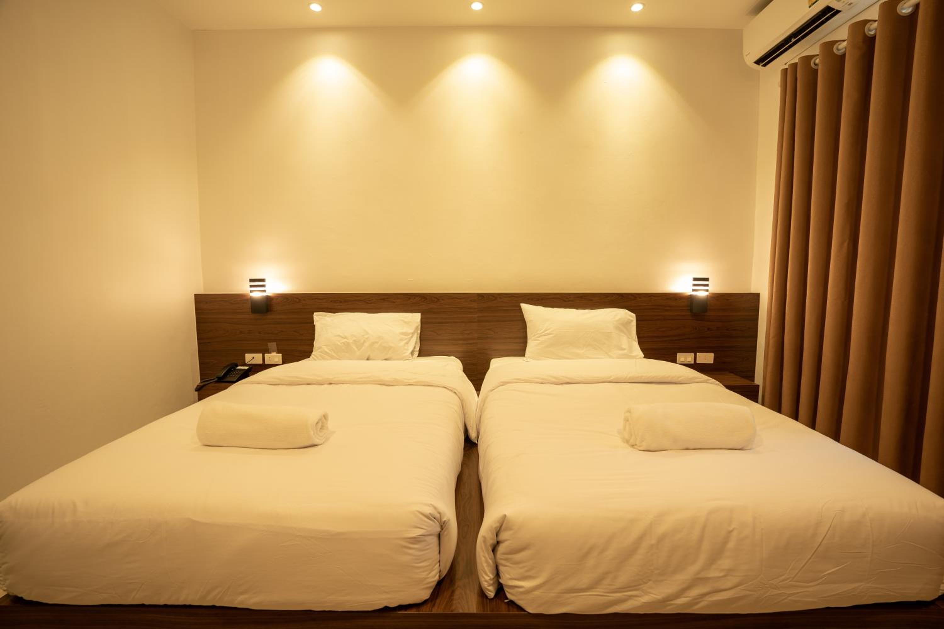 Superior Twin Room - Photo 4