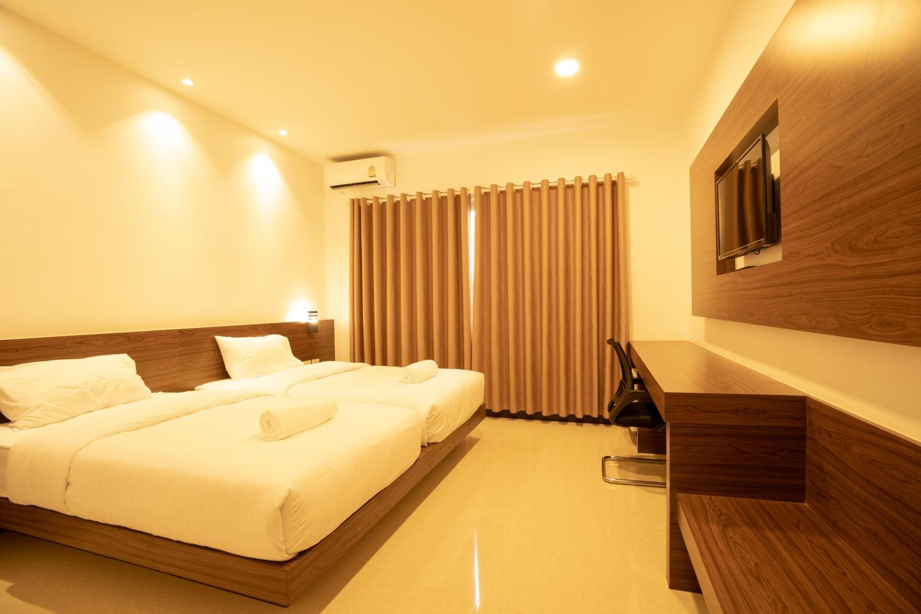 Superior Twin Room - Photo 1