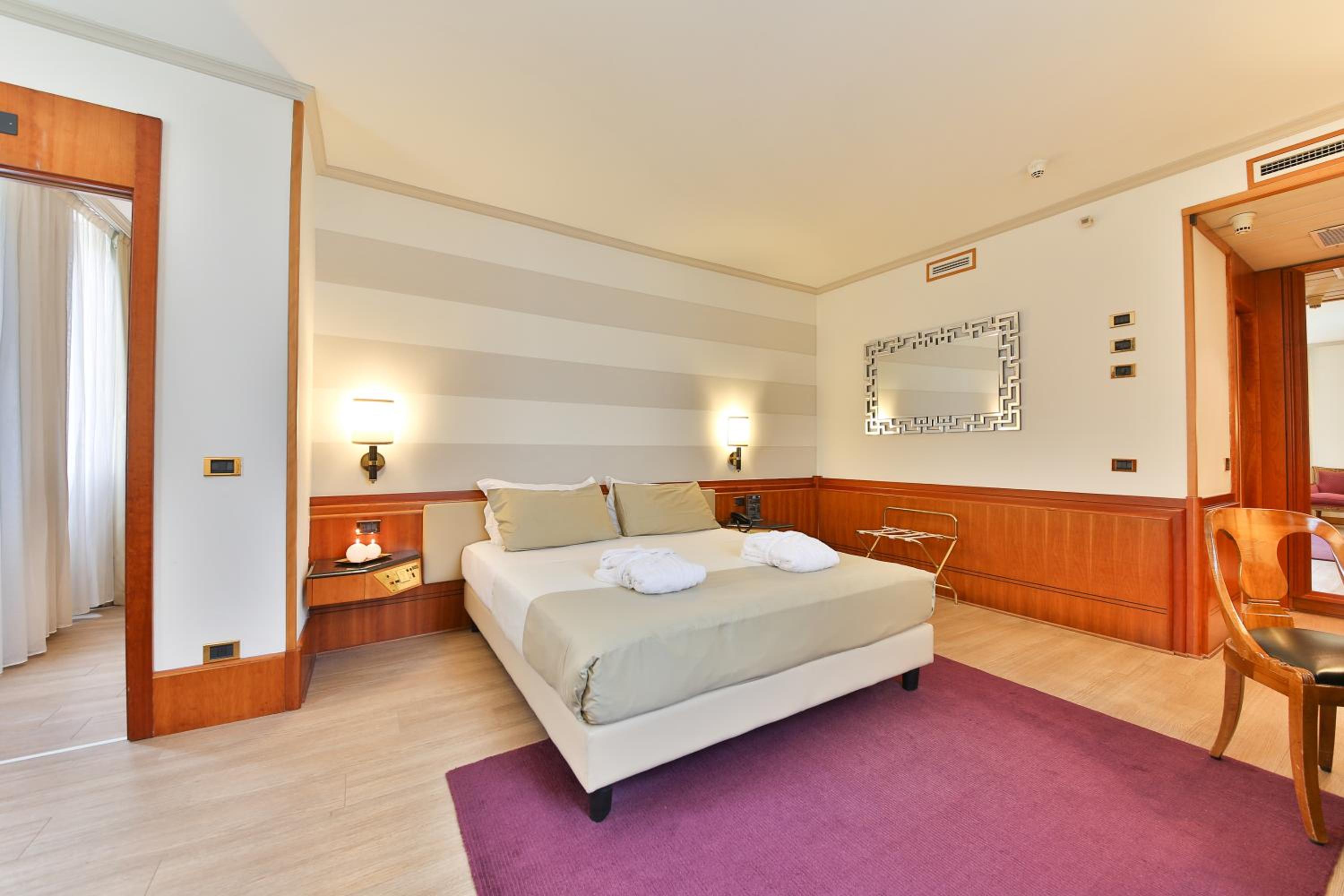 Suite photo 1