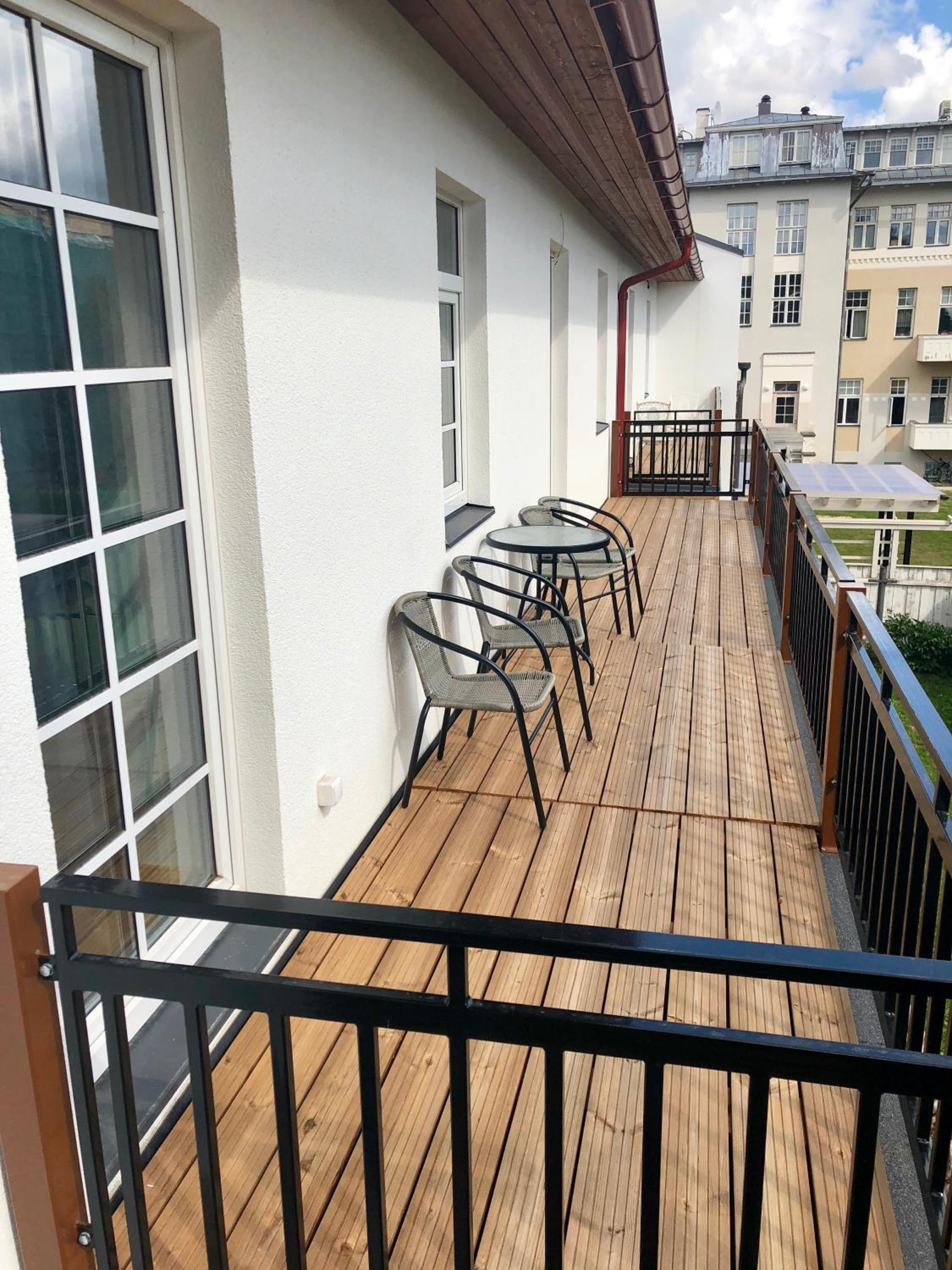 Two-Bedroom Apartment - Photo 31