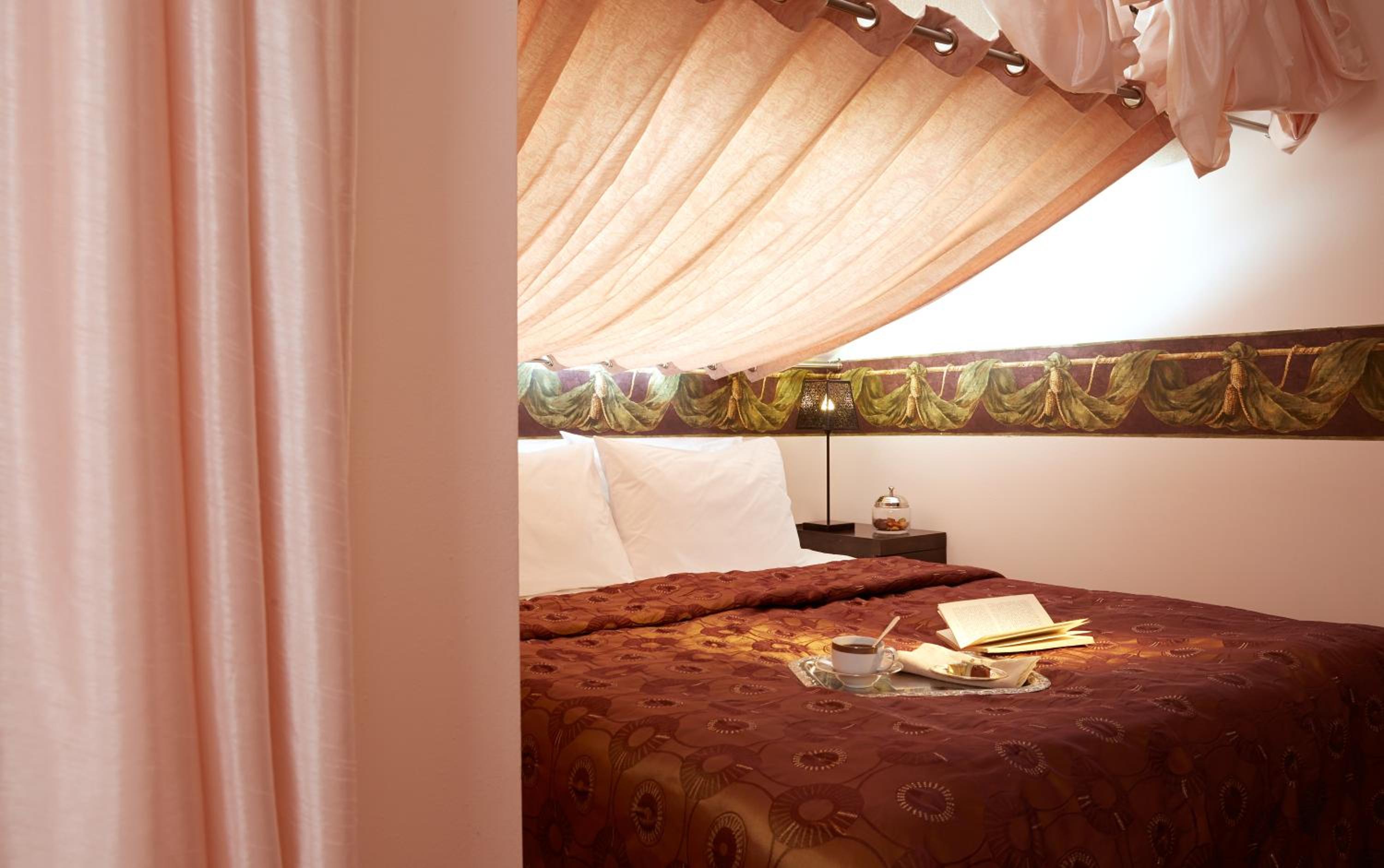 Maisonette 2-bedroom