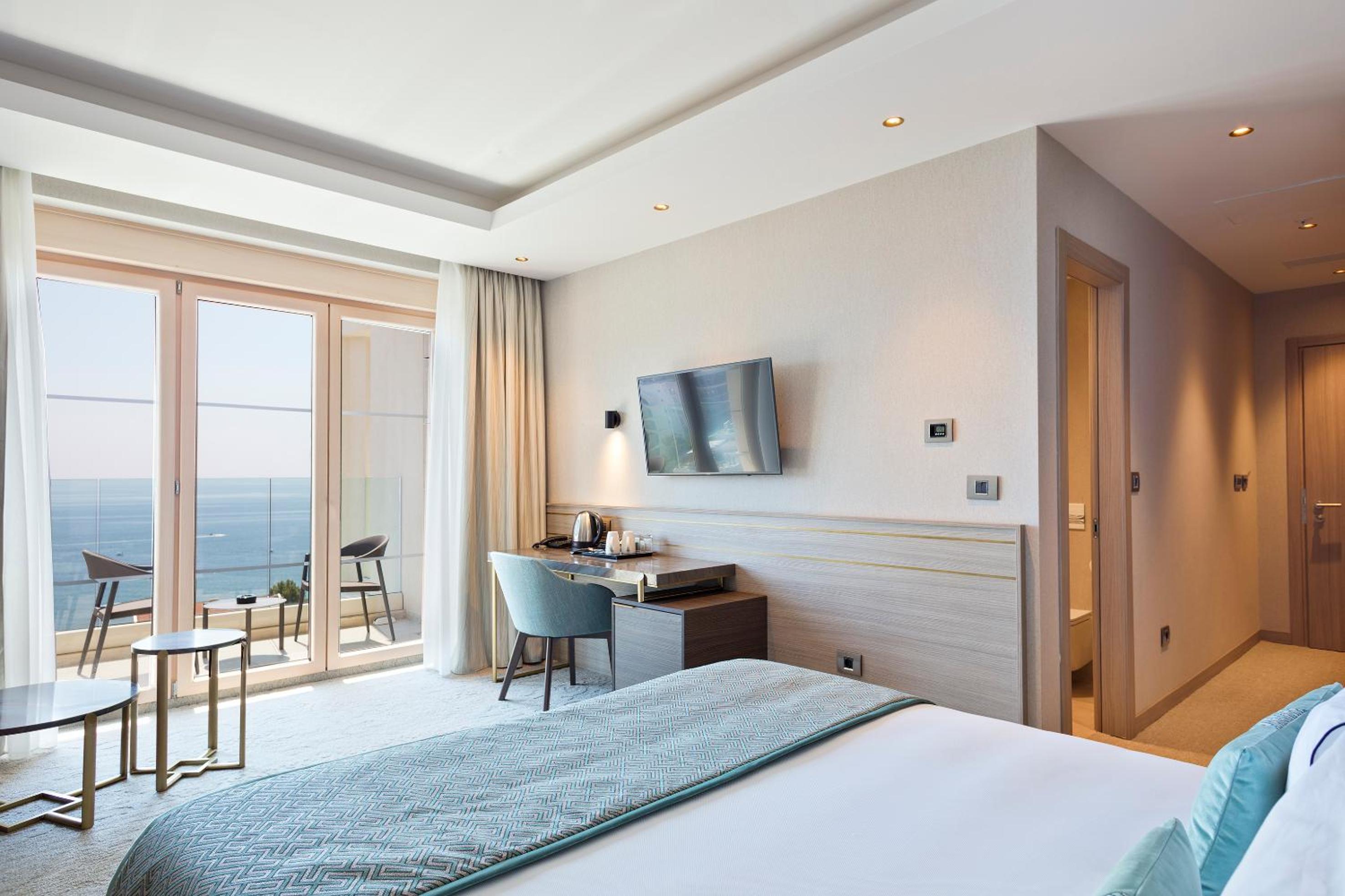 Deluxe Room Sea View 2+2