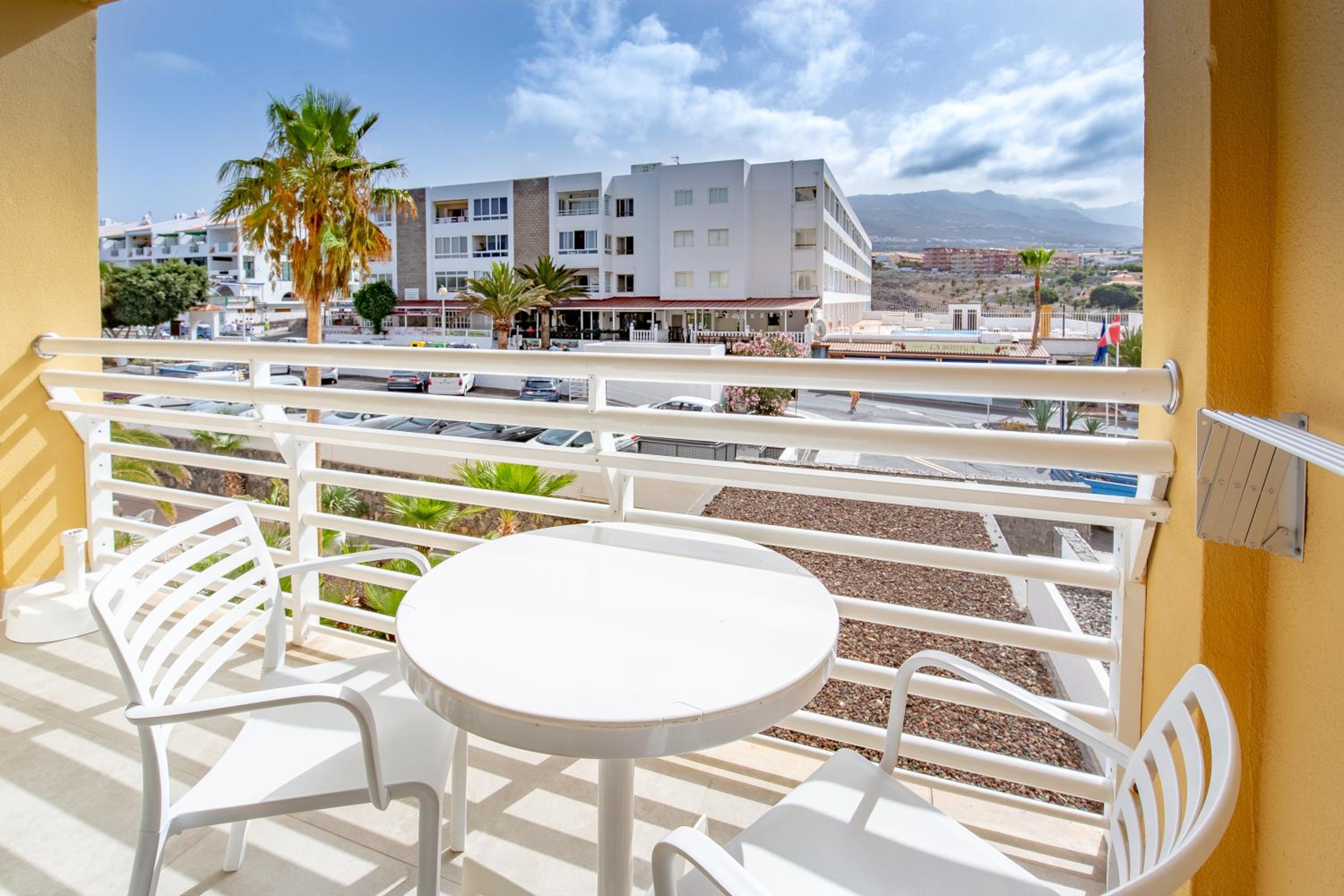 Apartment with mountain view (2 adults+1 Child)
