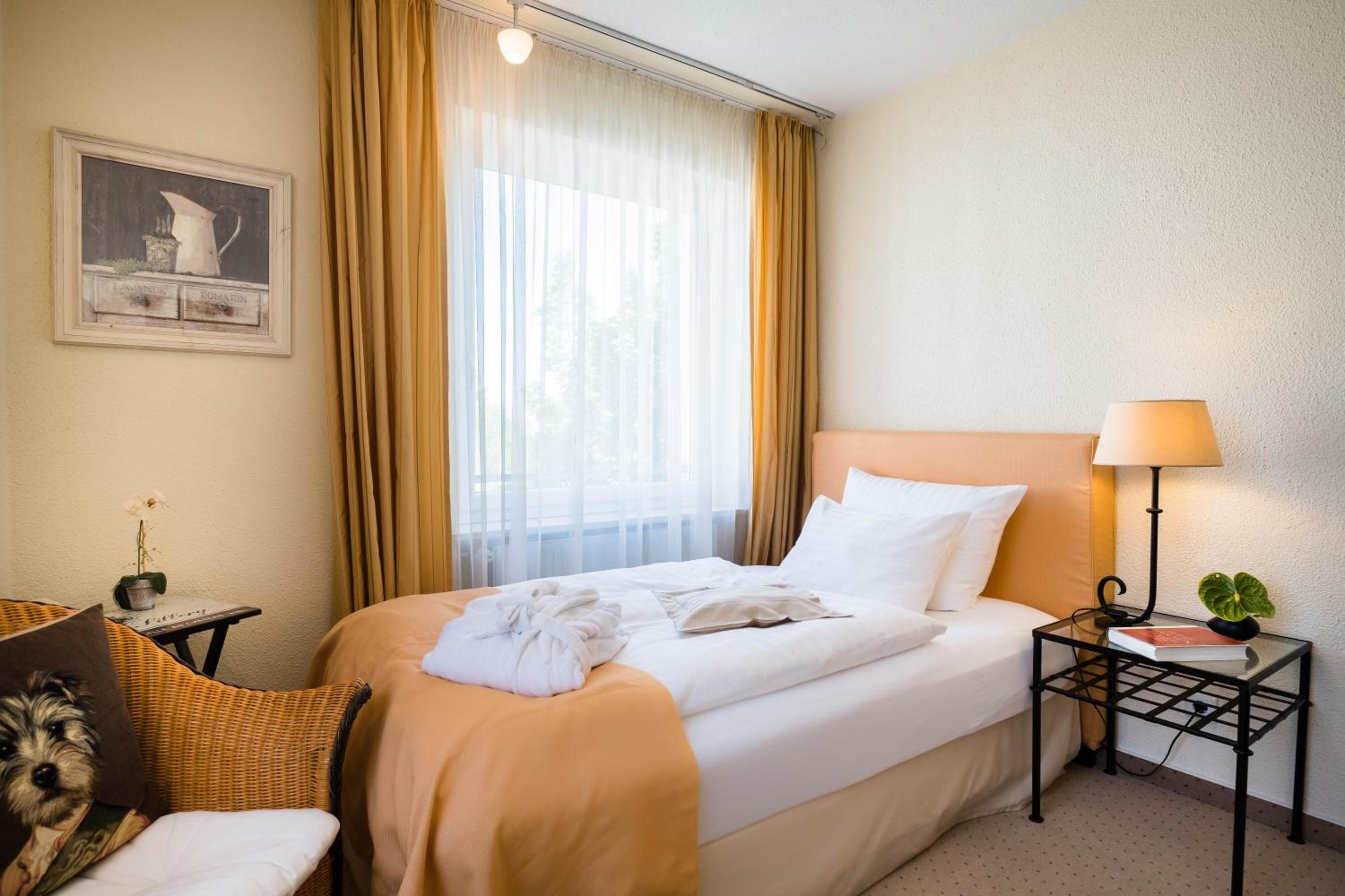 Comfort Single Room