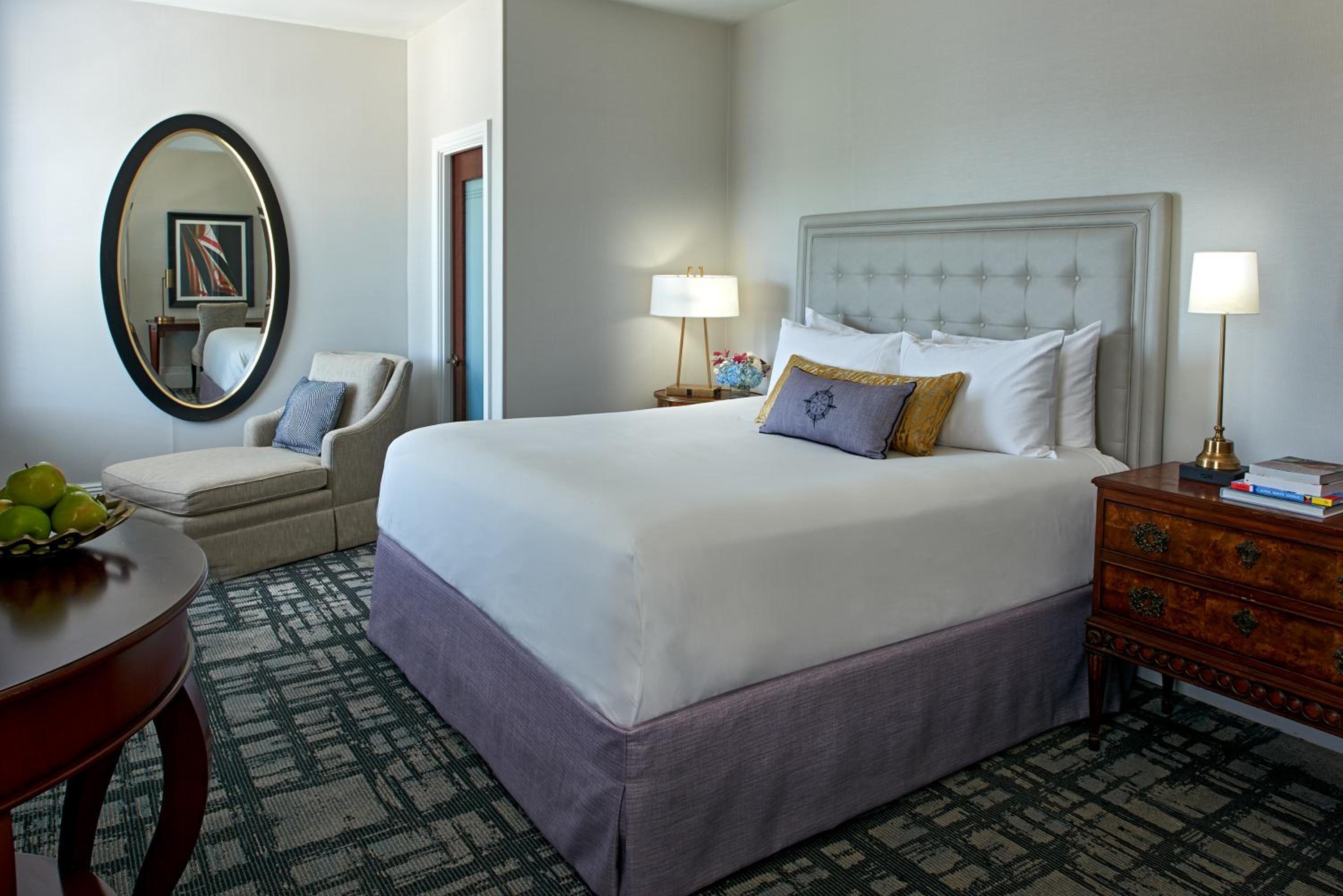 Estate Room
