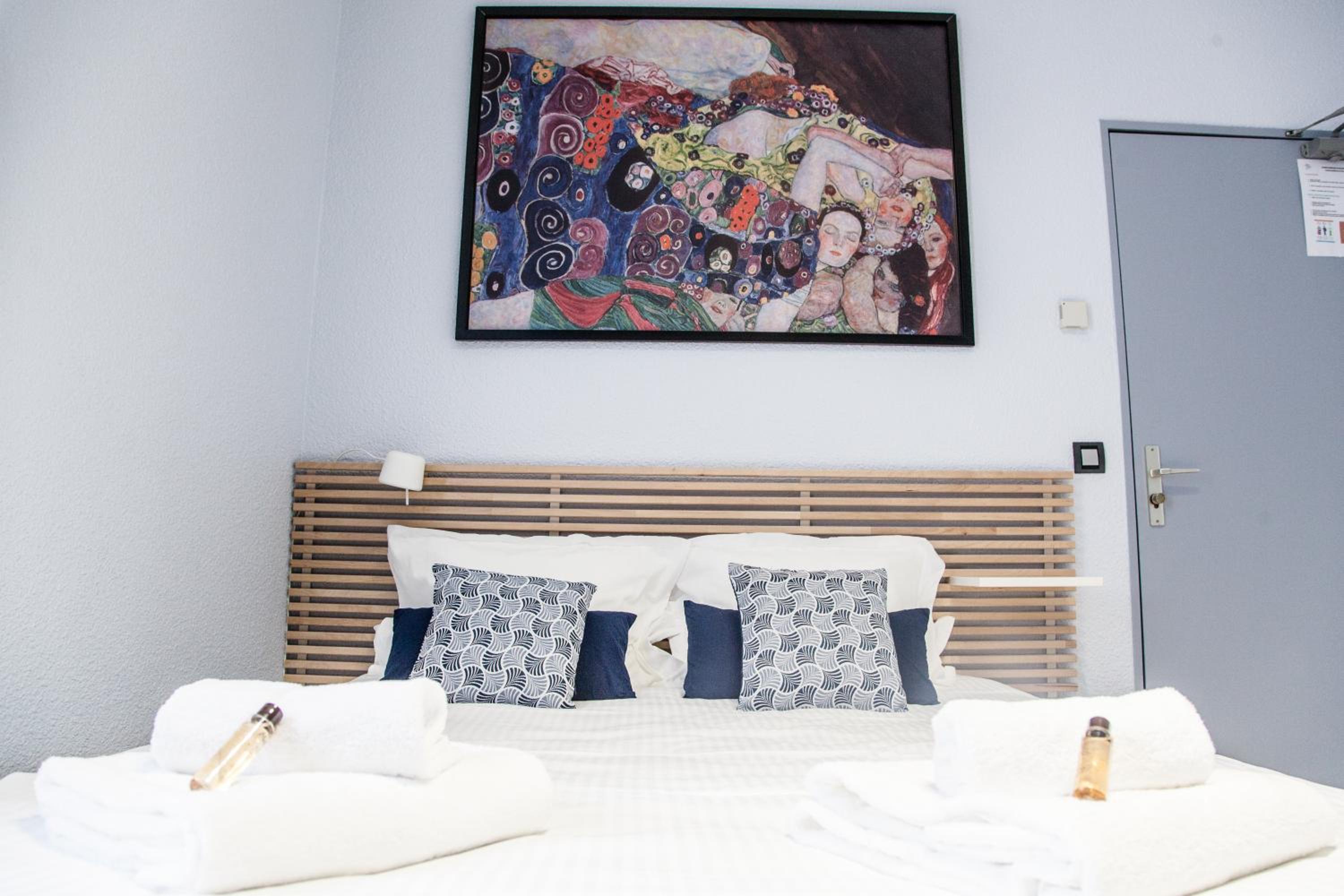 Standard Family Room