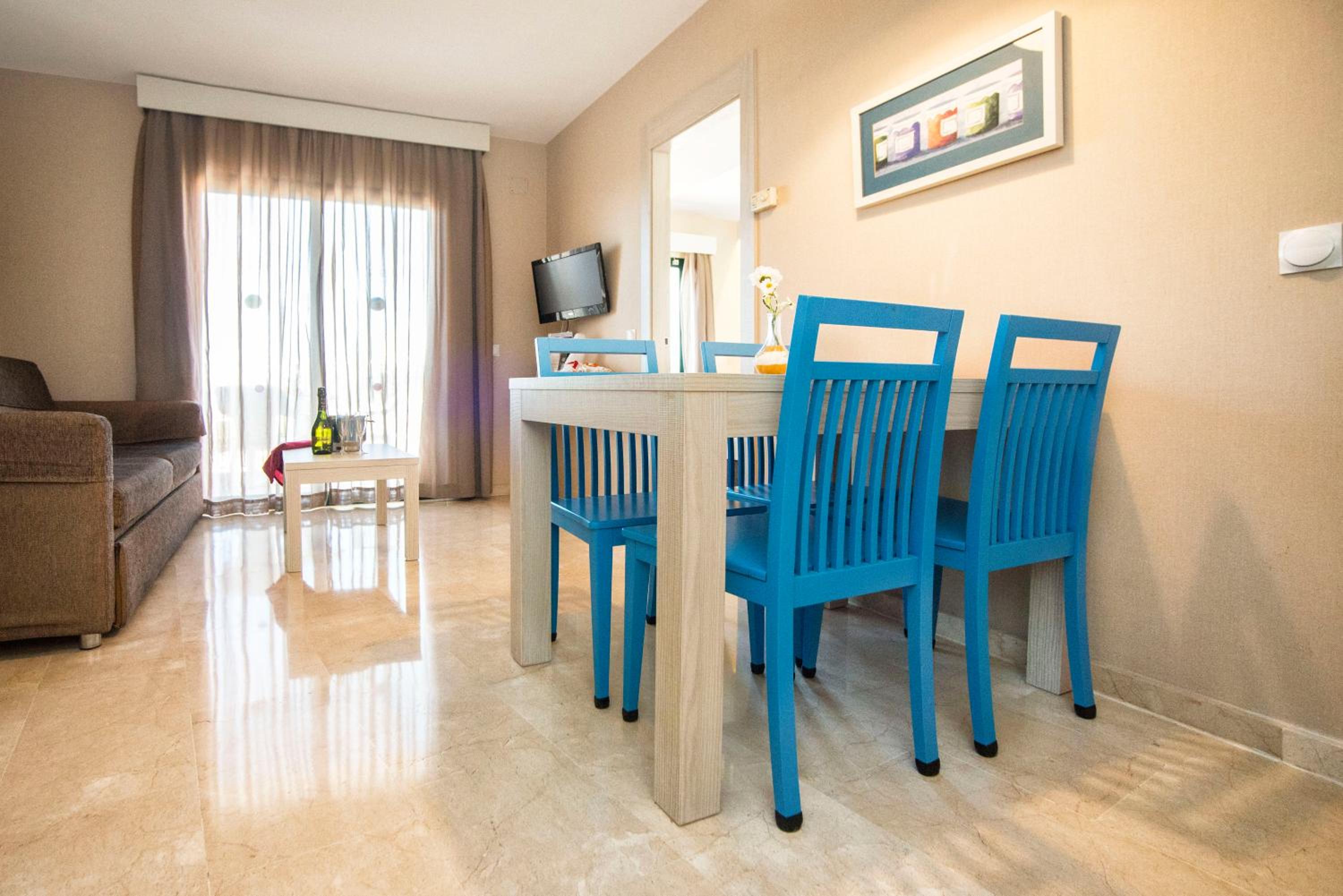 One-Bedroom Apartment (2 Adults)  - Photo 15