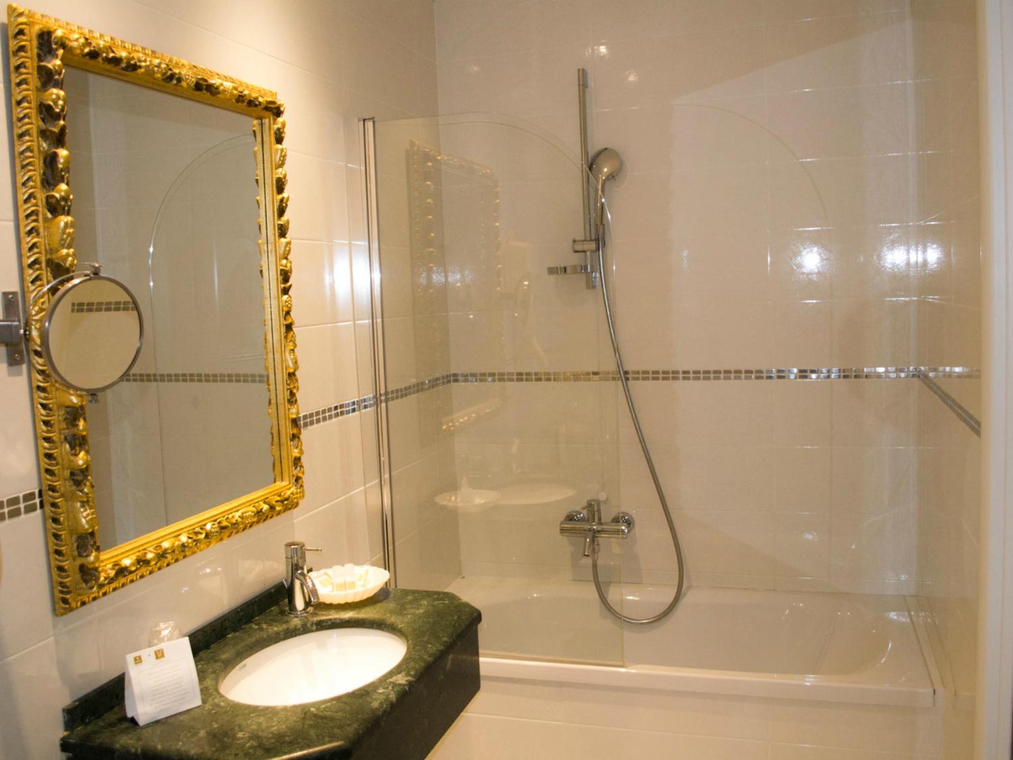 Relax in style with our elegant bathroom amenities!