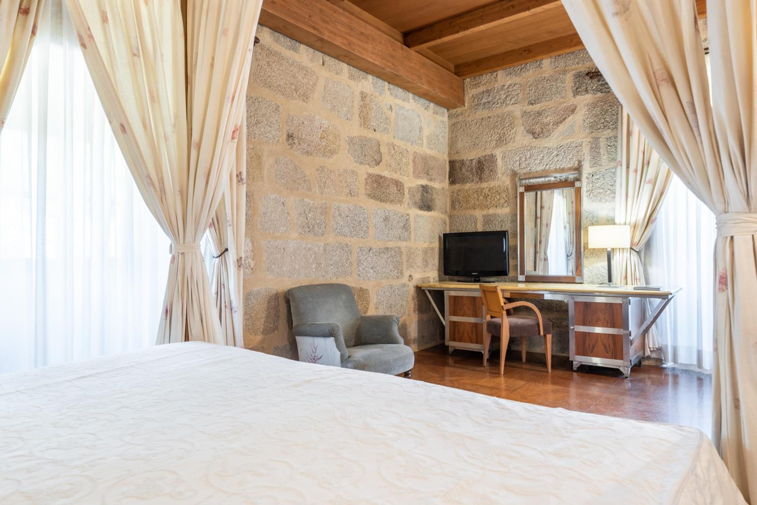 Junior Suite - Photo 1