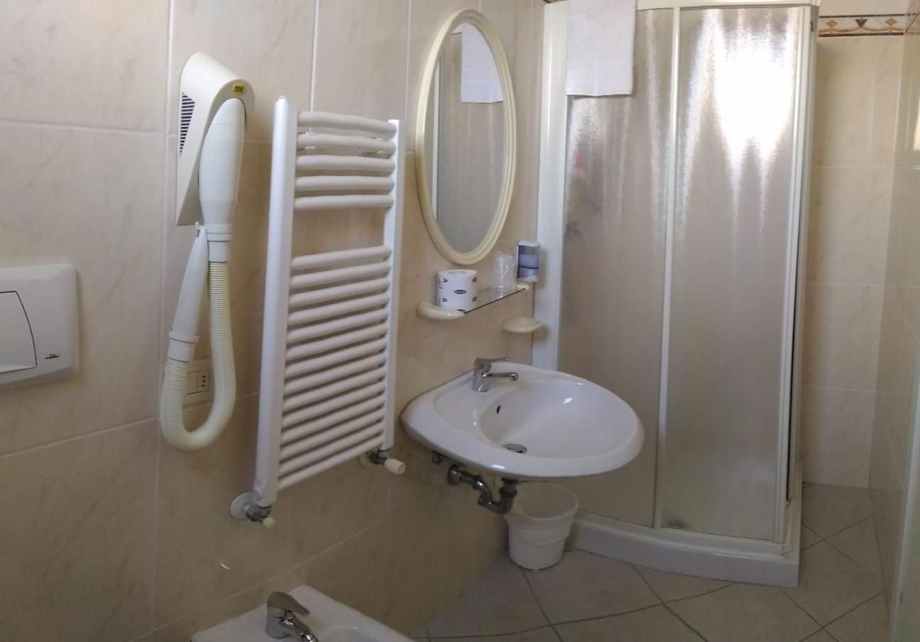 Triple Room with Garden View photo 2