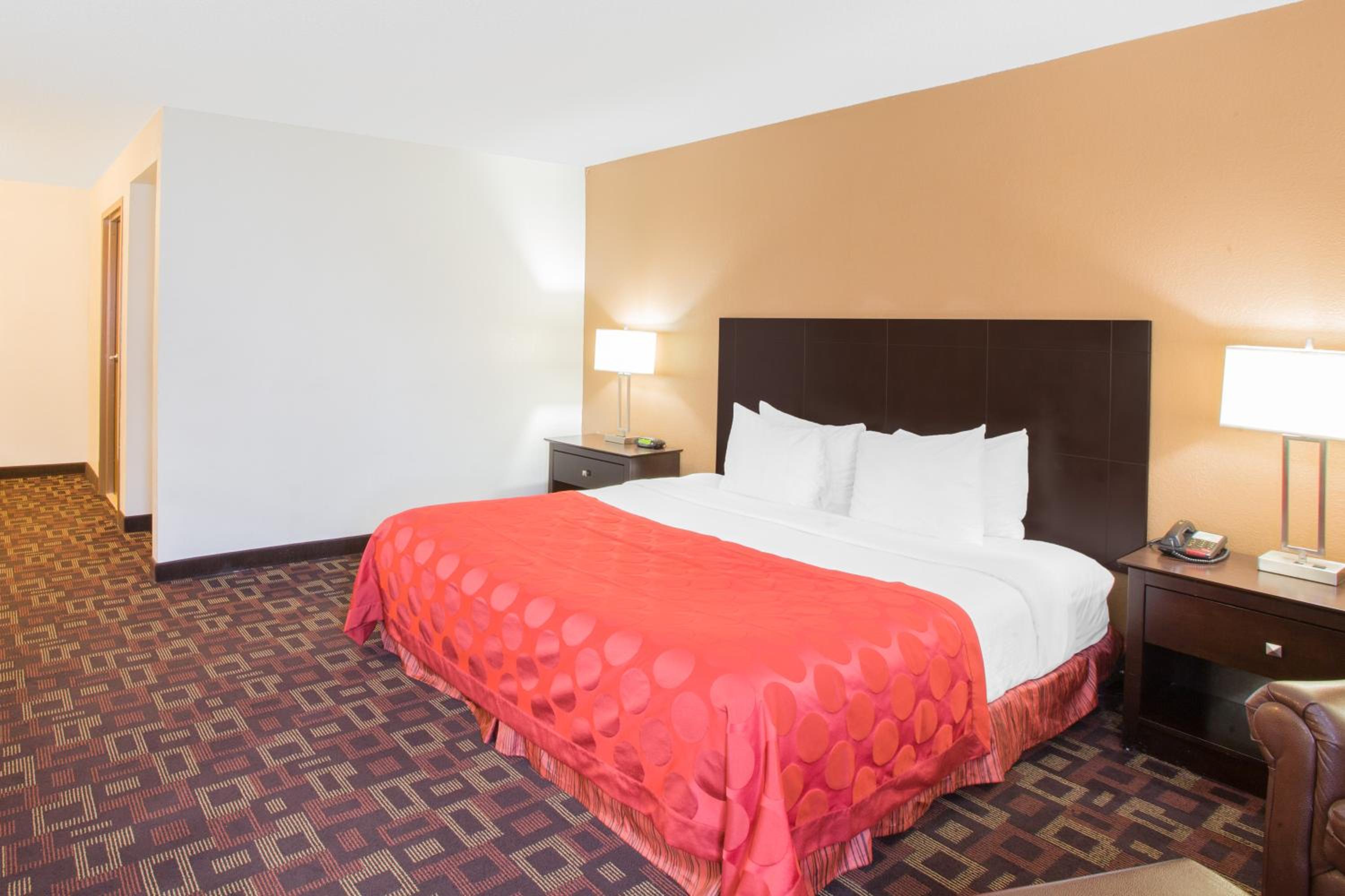 King Room - Mobility Access/Non-Smoking photo 2