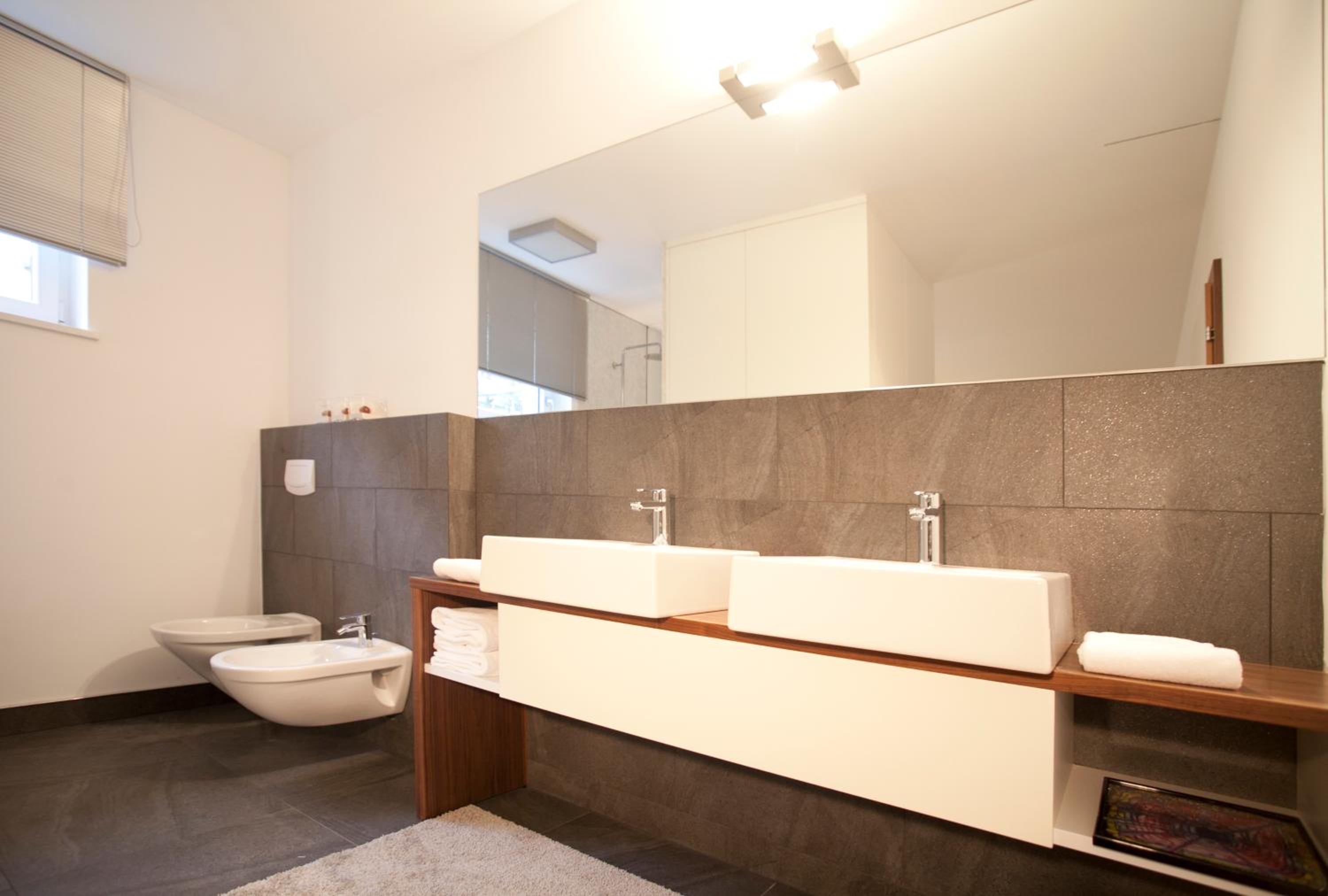 Suite with Private Garden - Photo 4