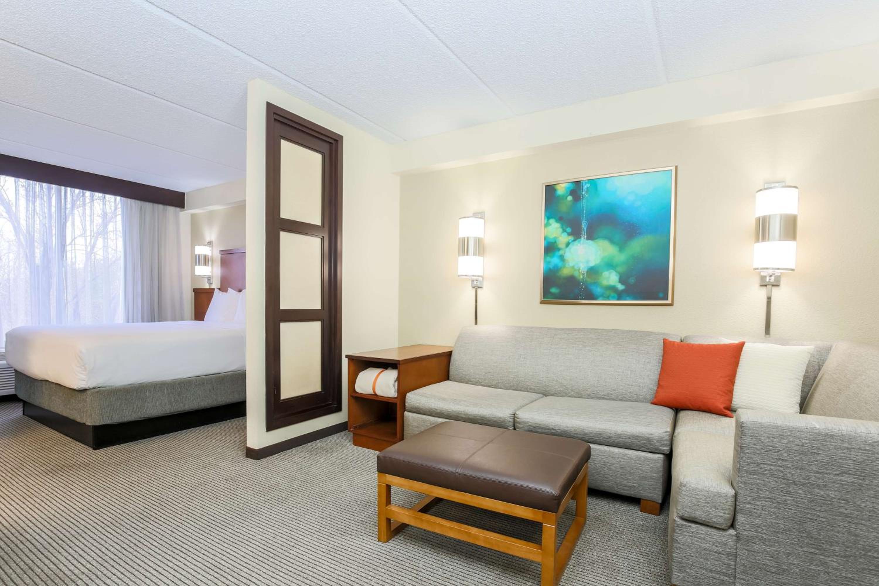 King Room with Sofa Bed - High Floor - Photo 6