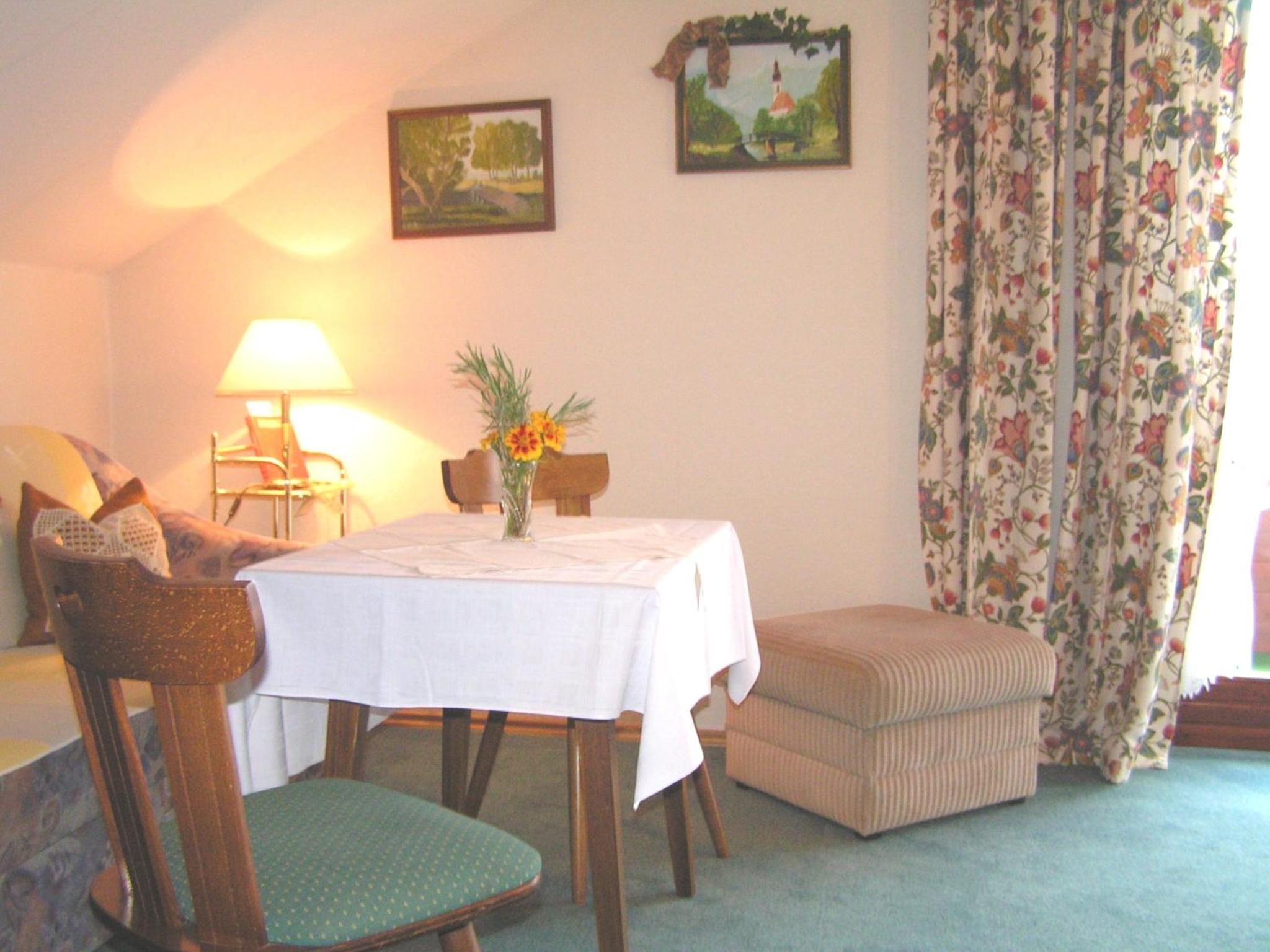 One-Bedroom Apartment with Balcony photo 3