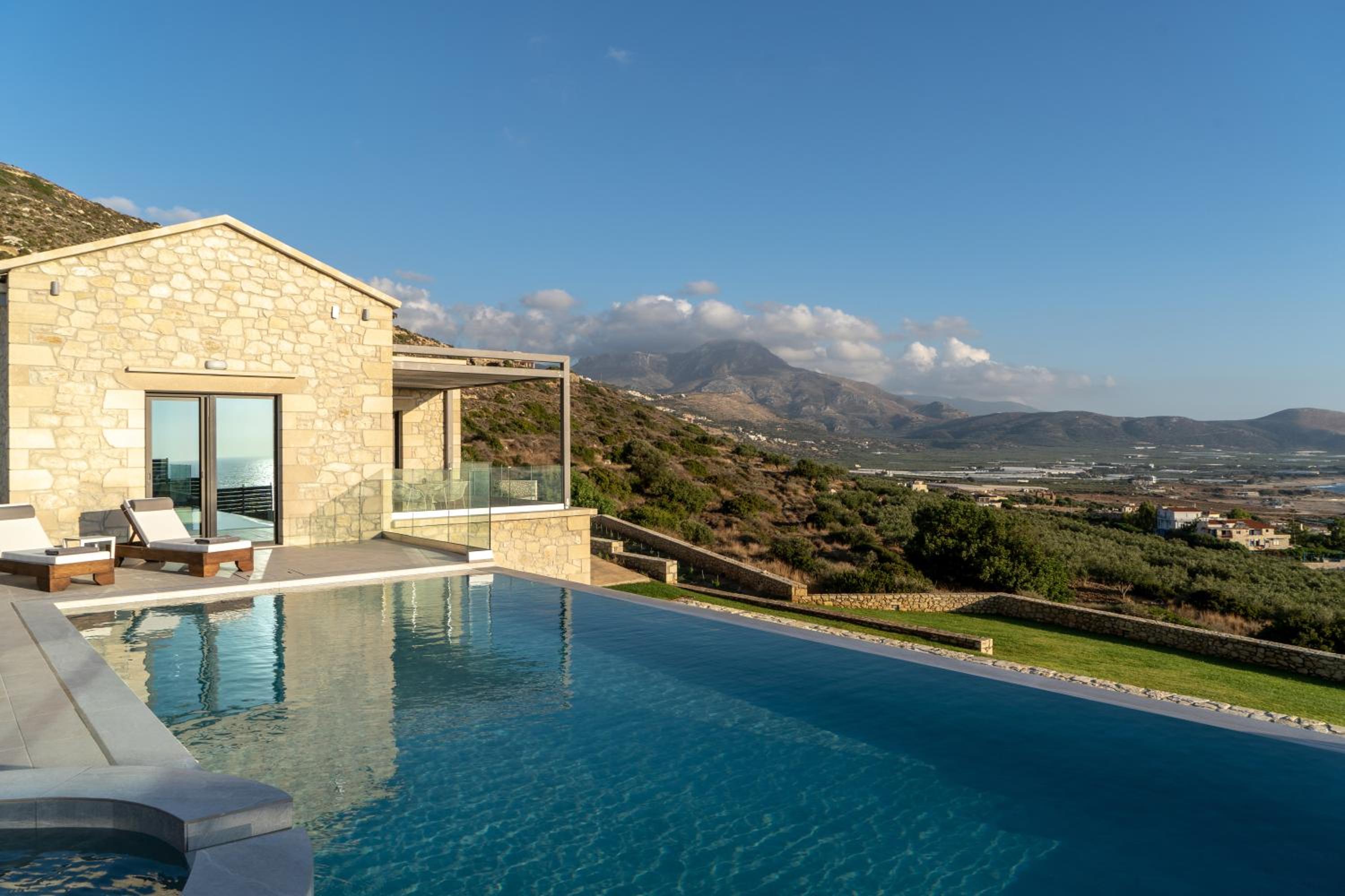 Villa with Sea View photo 2