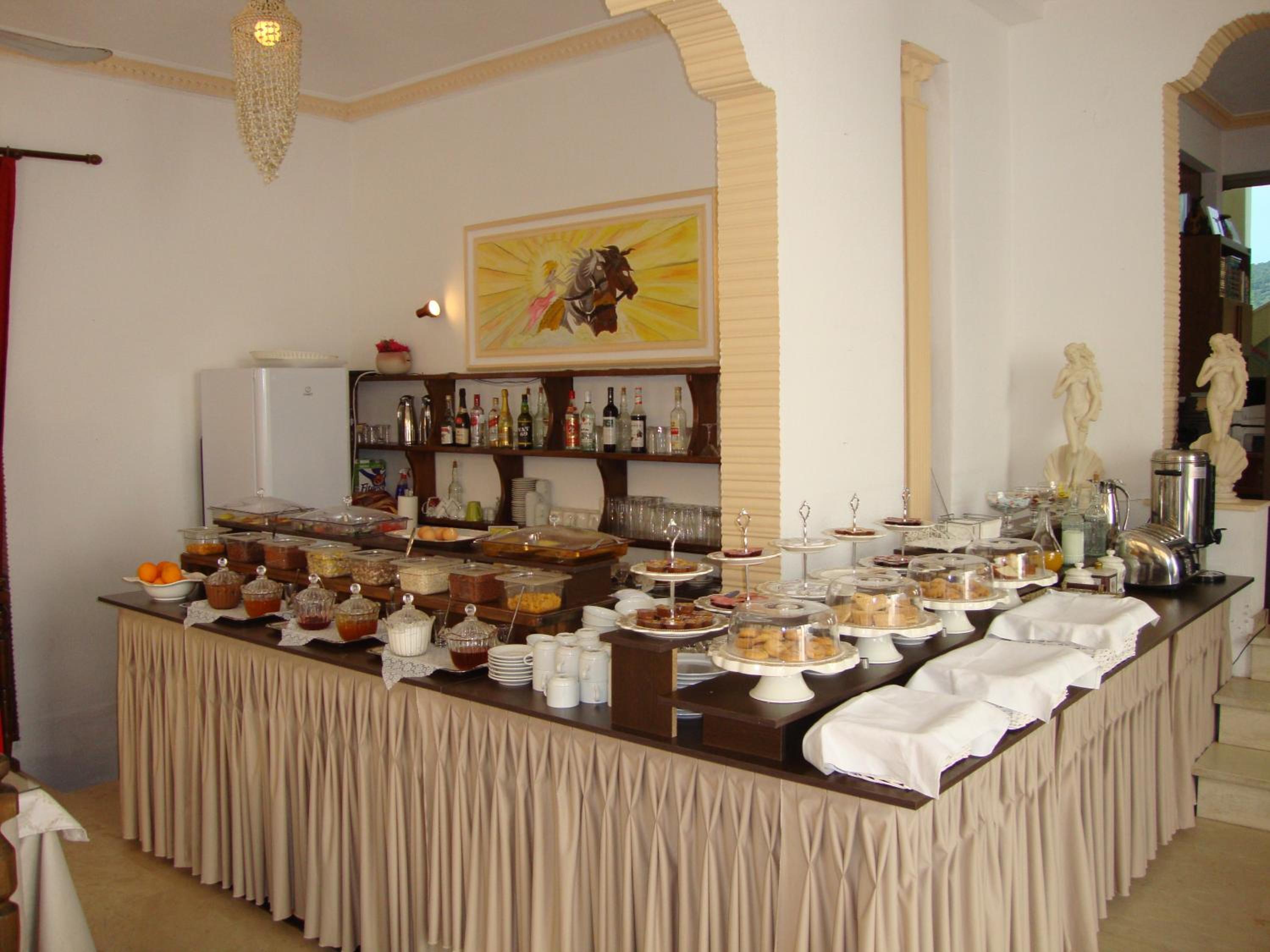 Double or Twin Room - Photo 13