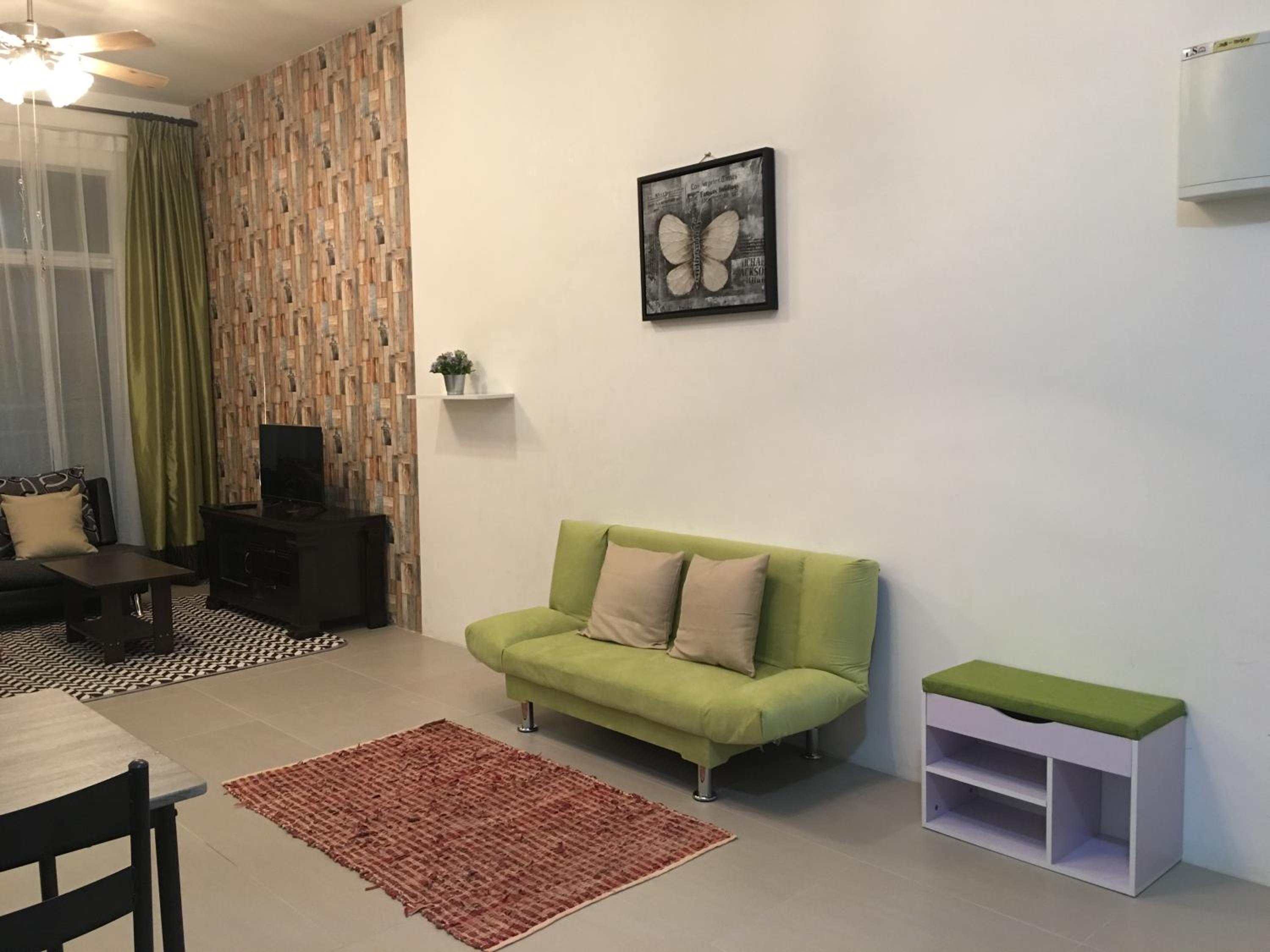 Apartment photo 2