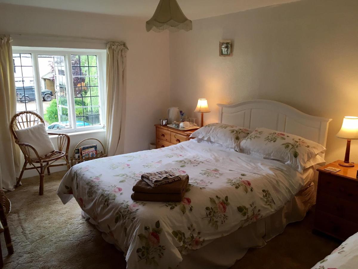 Triple Room with Private Bathroom photo 1
