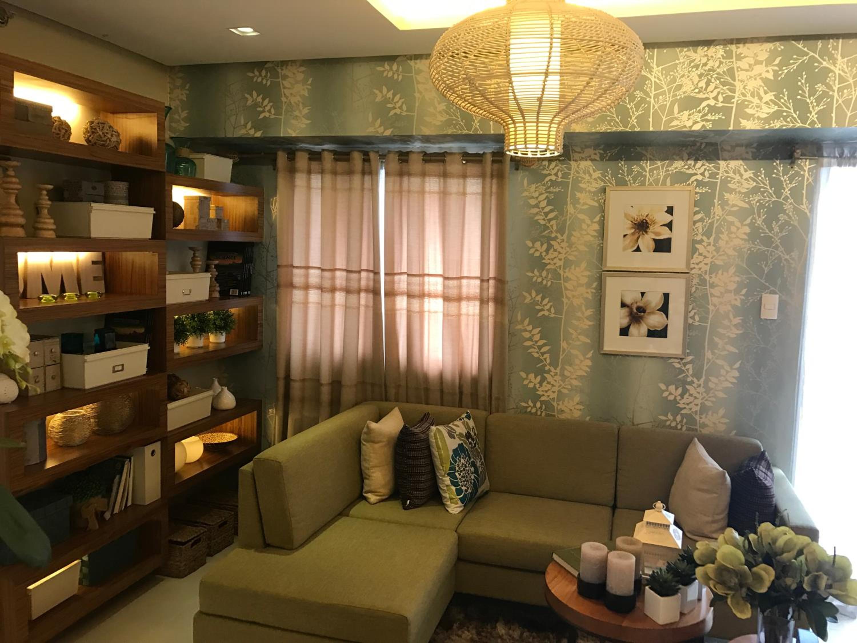 Apartment with Balcony - Photo 3