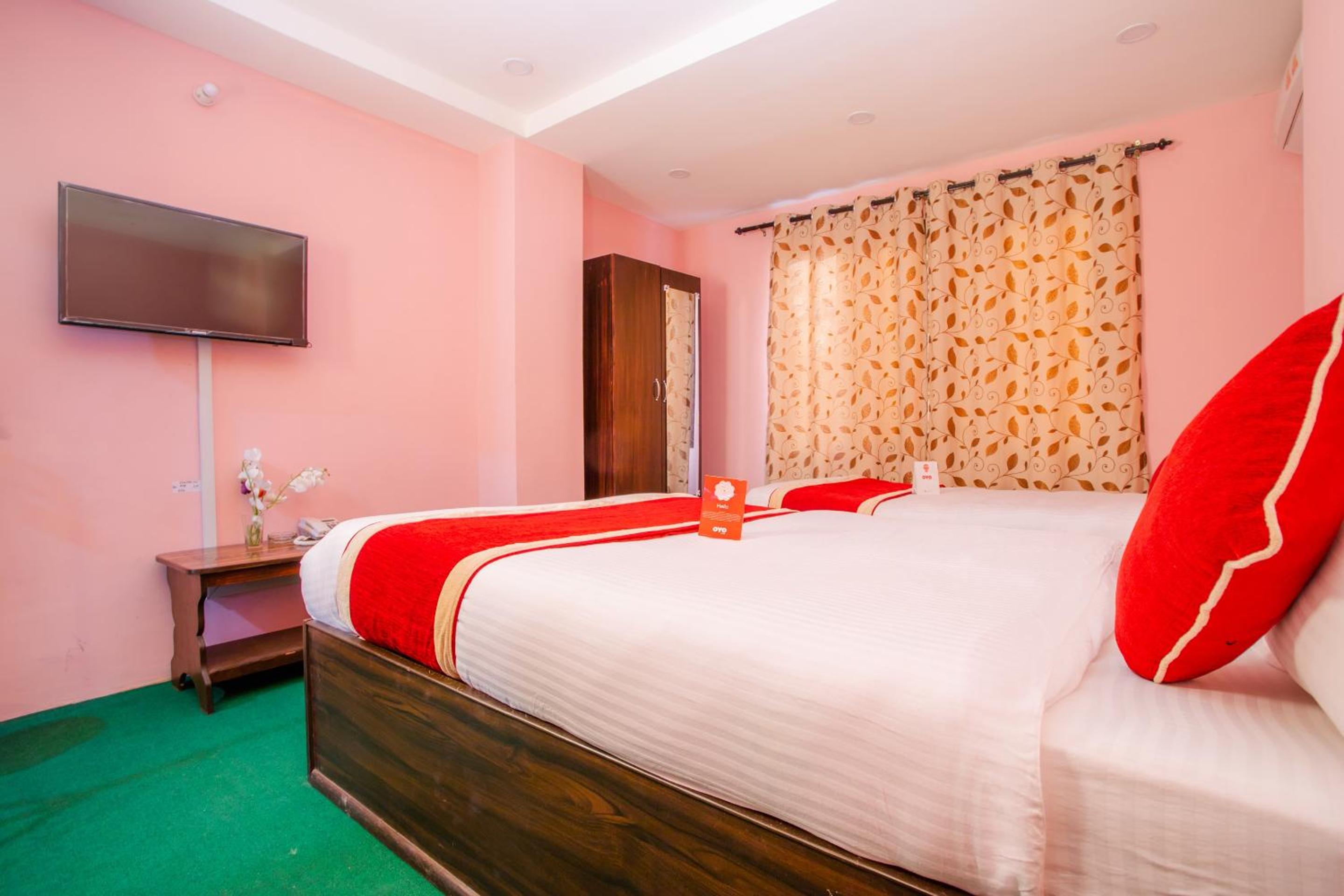 Deluxe Triple Room photo 2