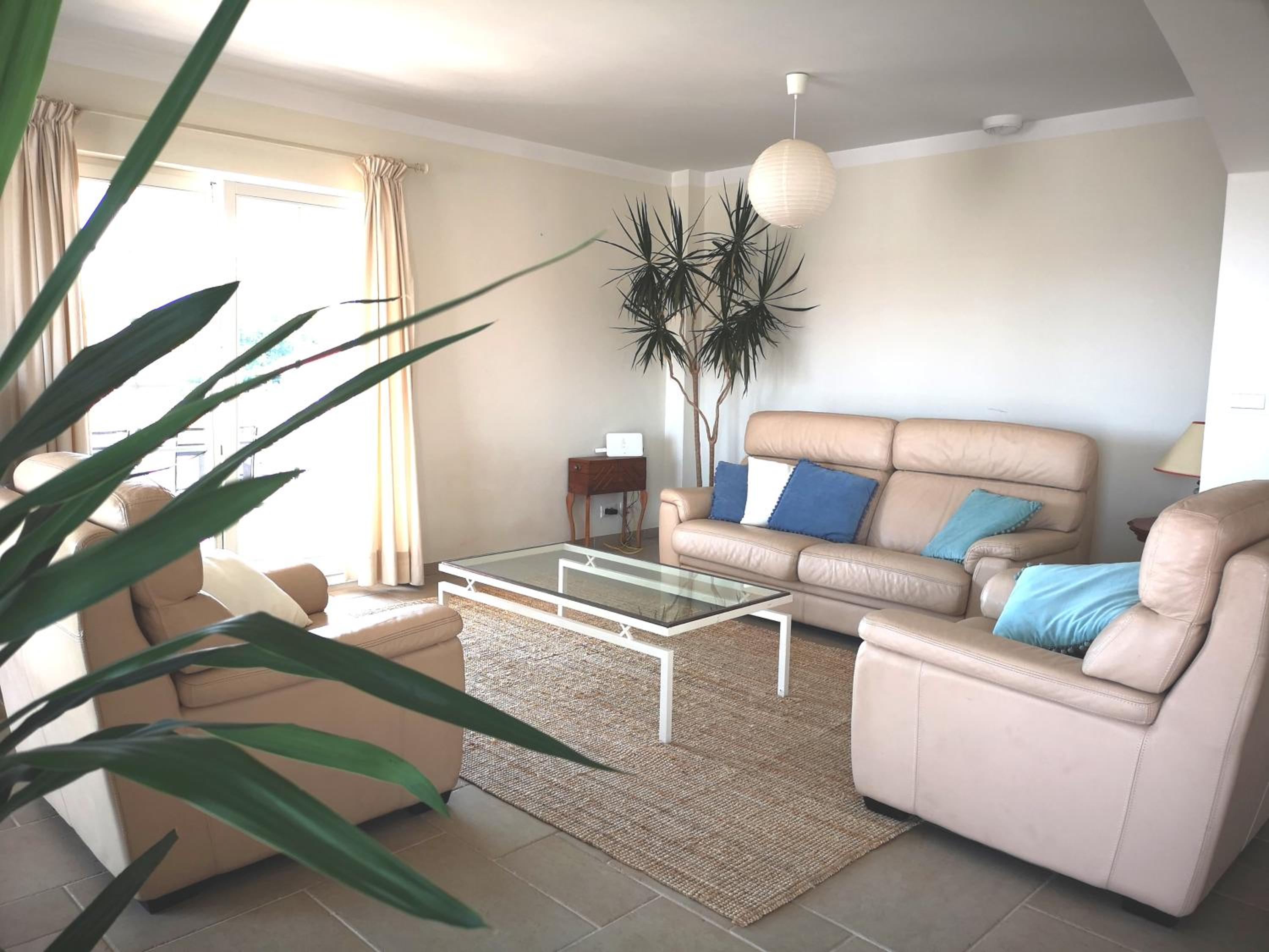 Penthouse Apartment with Sea View photo 2