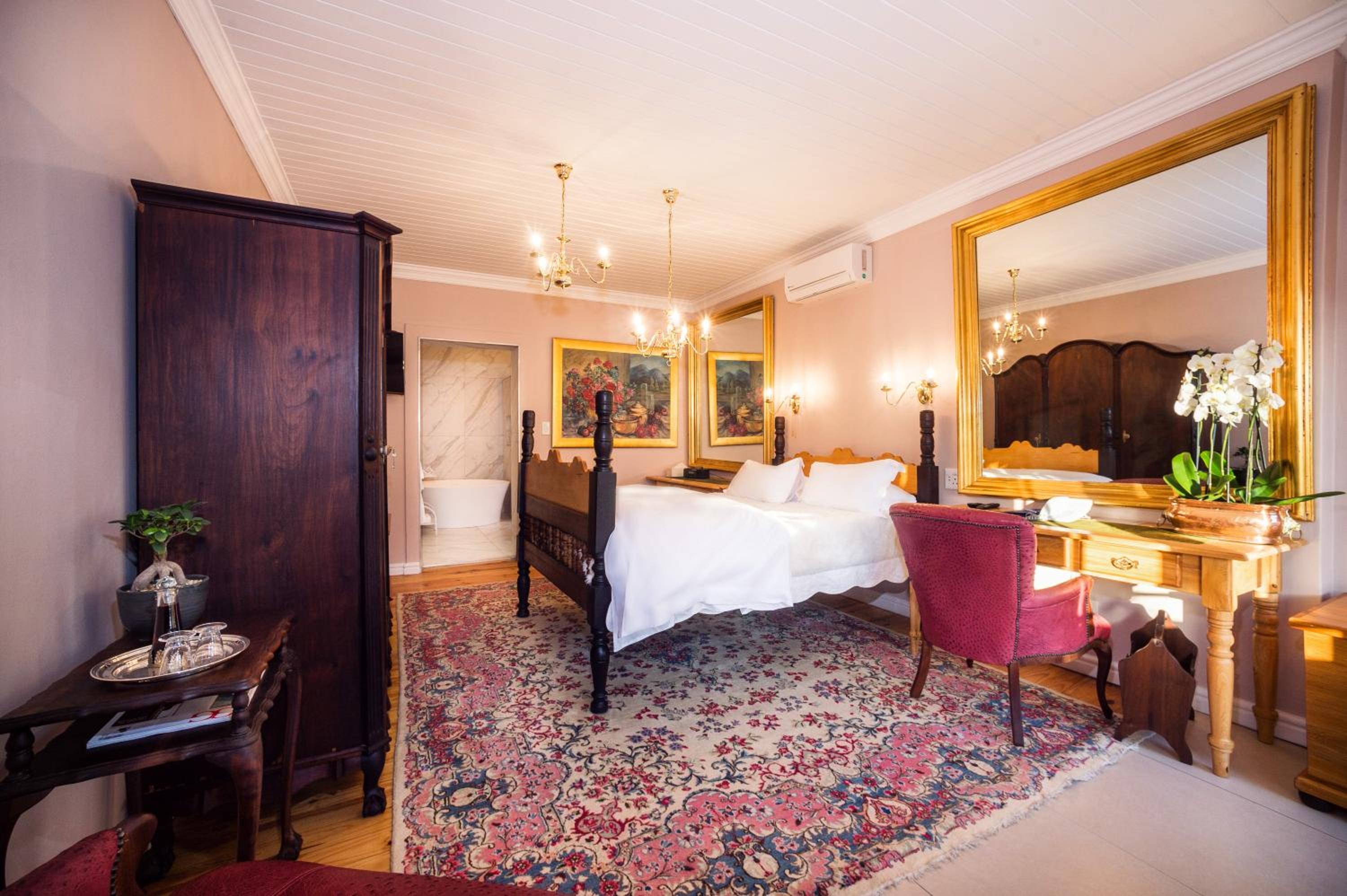 Superior Double Room - Photo 16