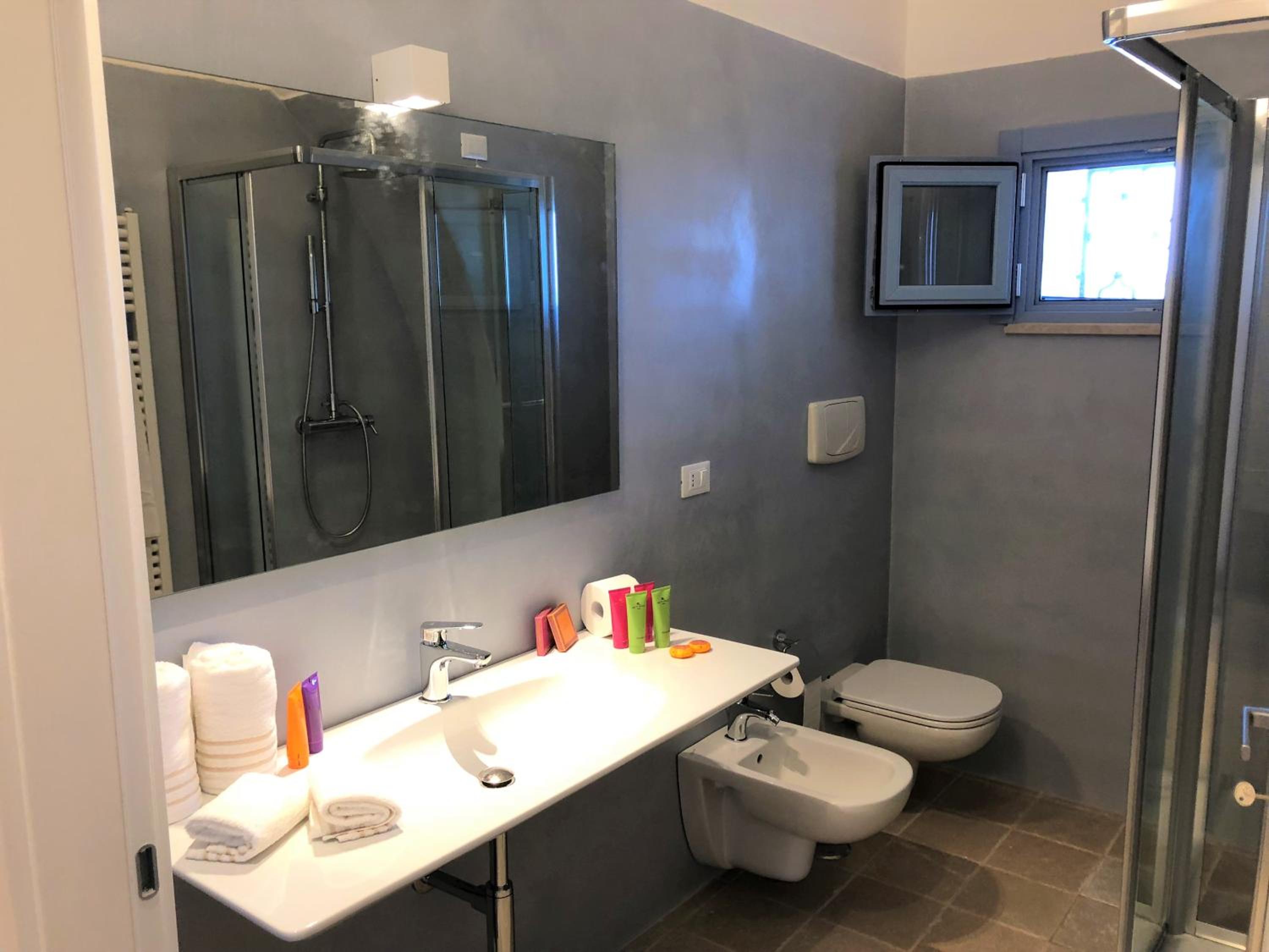 Superior Deluxe Double or Twin Room  - Photo 4