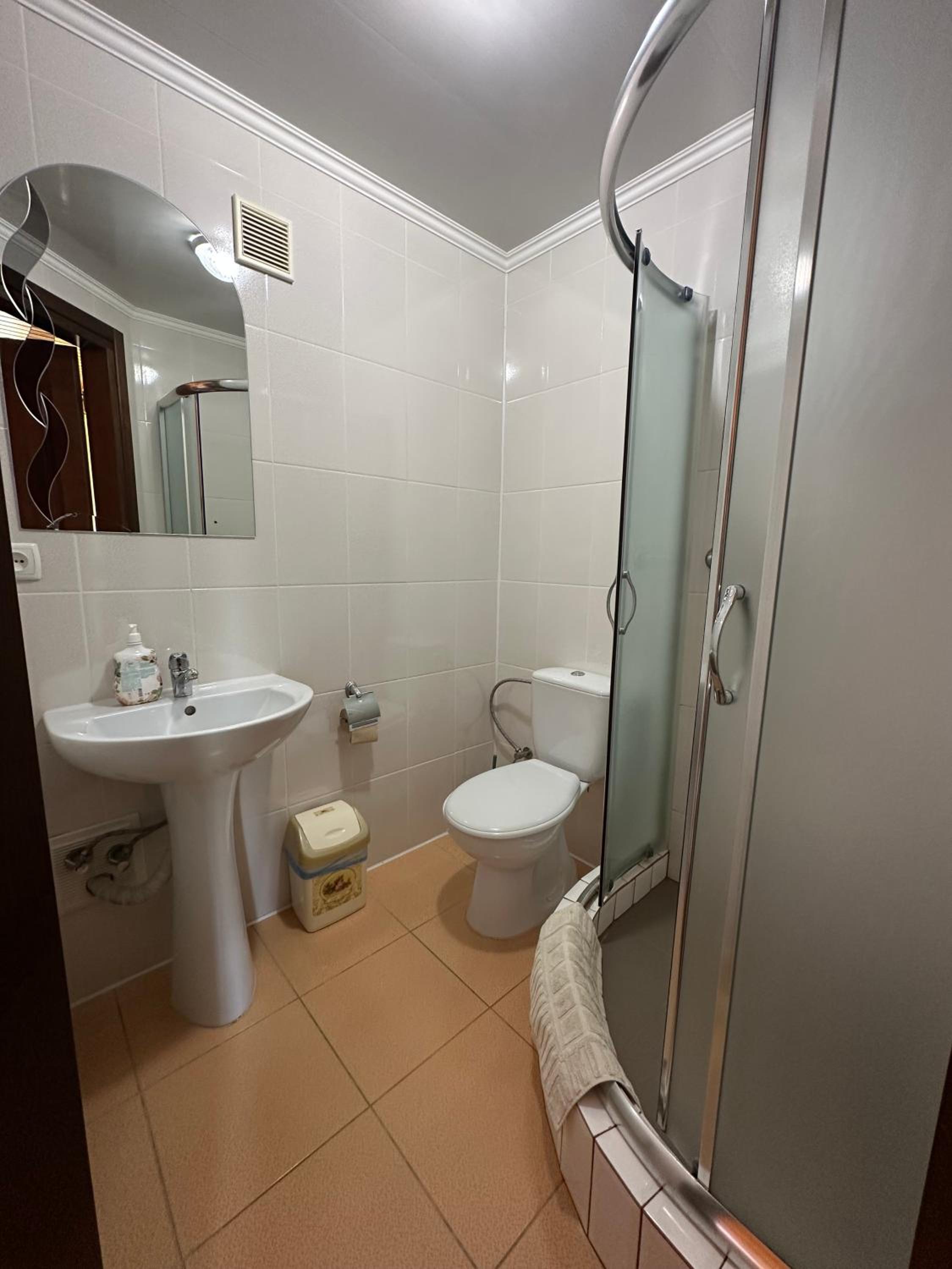 Comfort Triple Room with Shower