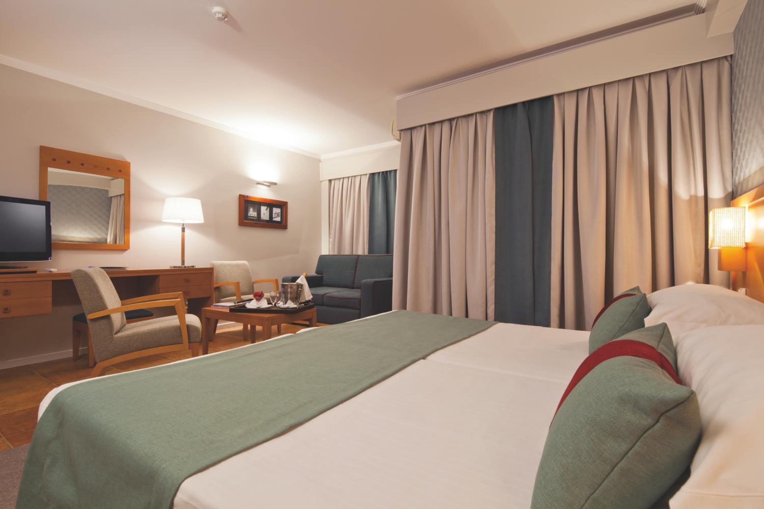 Superior Room with Sea View - Photo 1