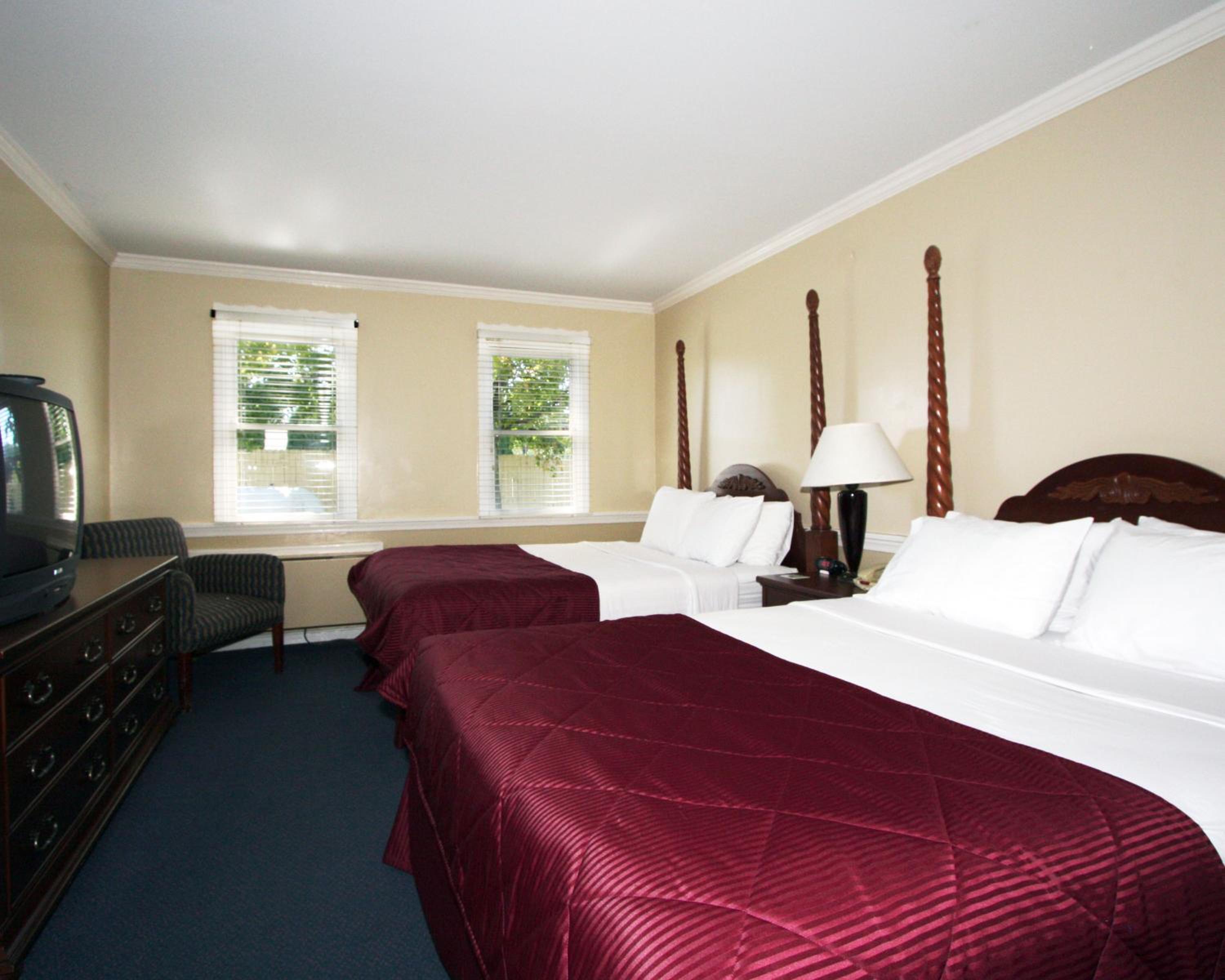 Double Room with Two Double Beds - Non-Smoking