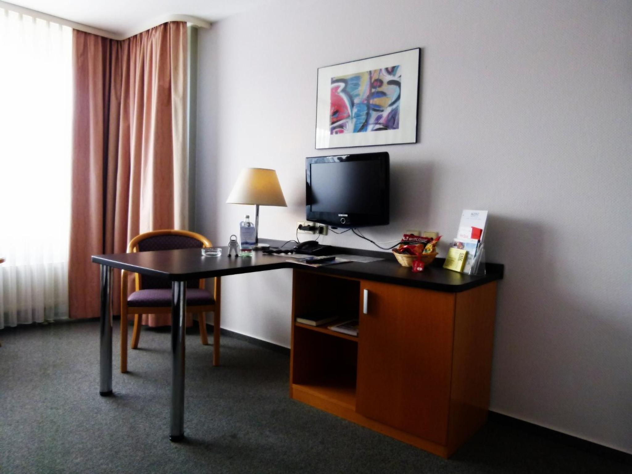 Single Room photo 2