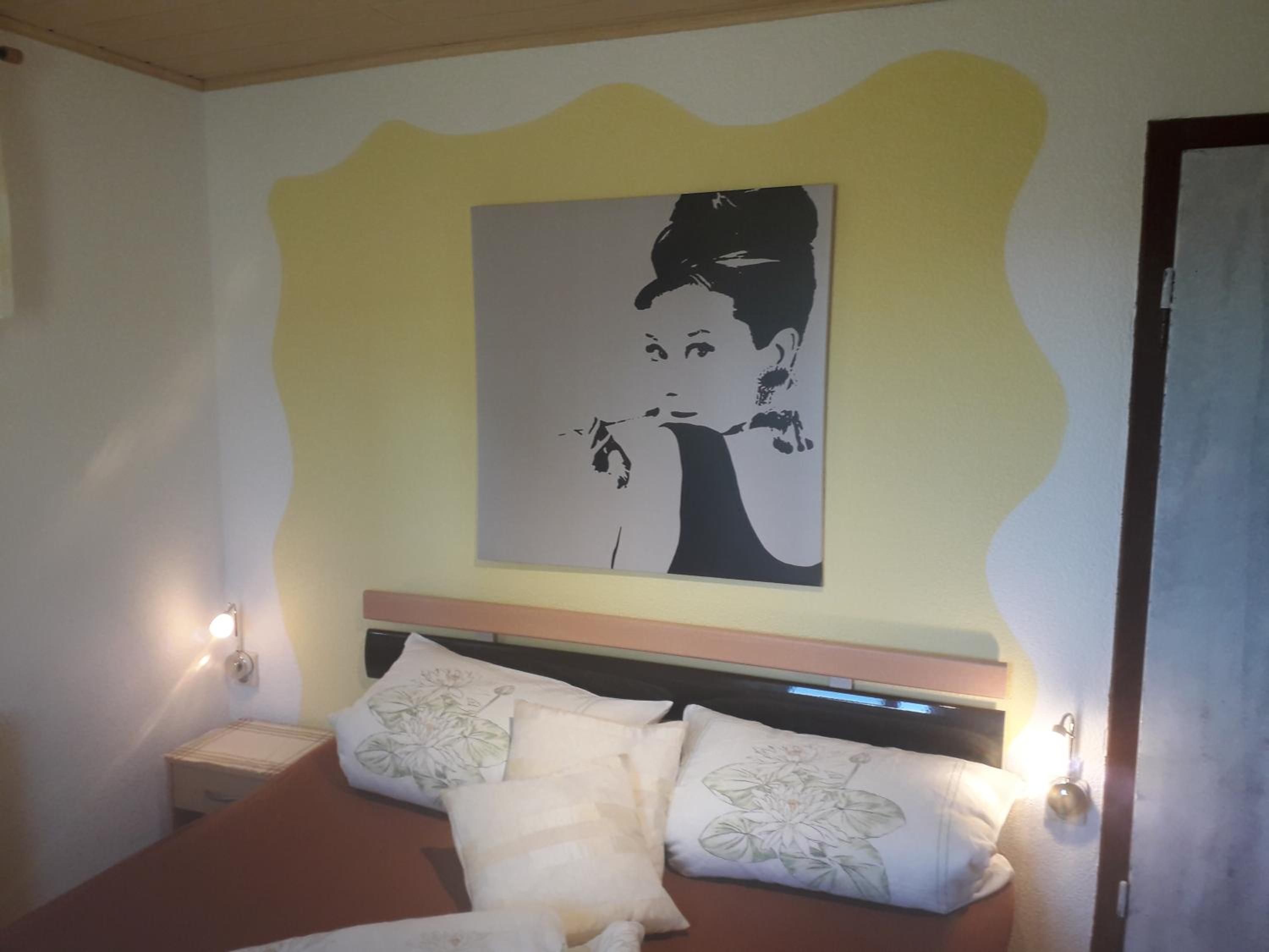 Apartment photo 2
