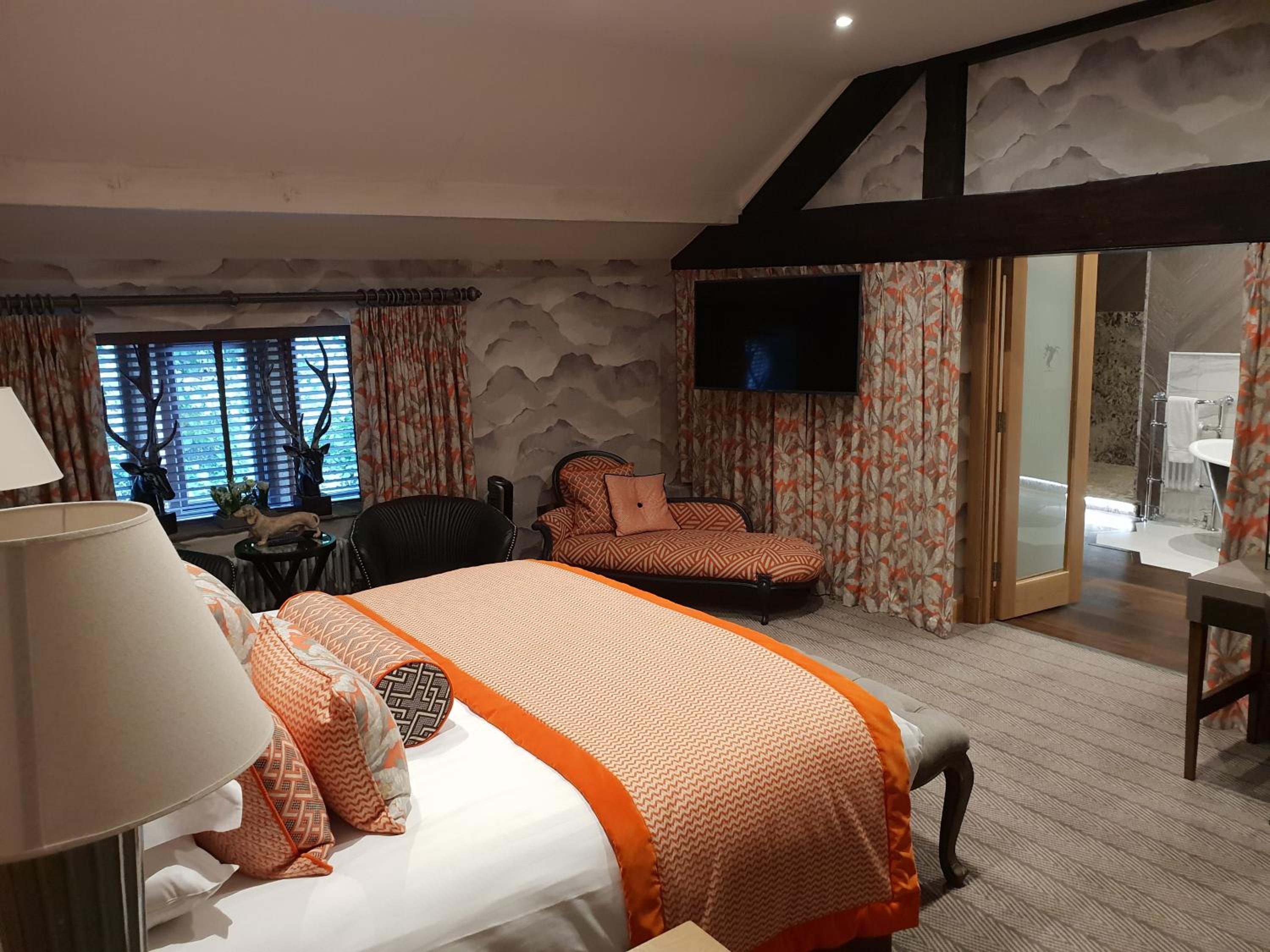 One-Bedroom Suite