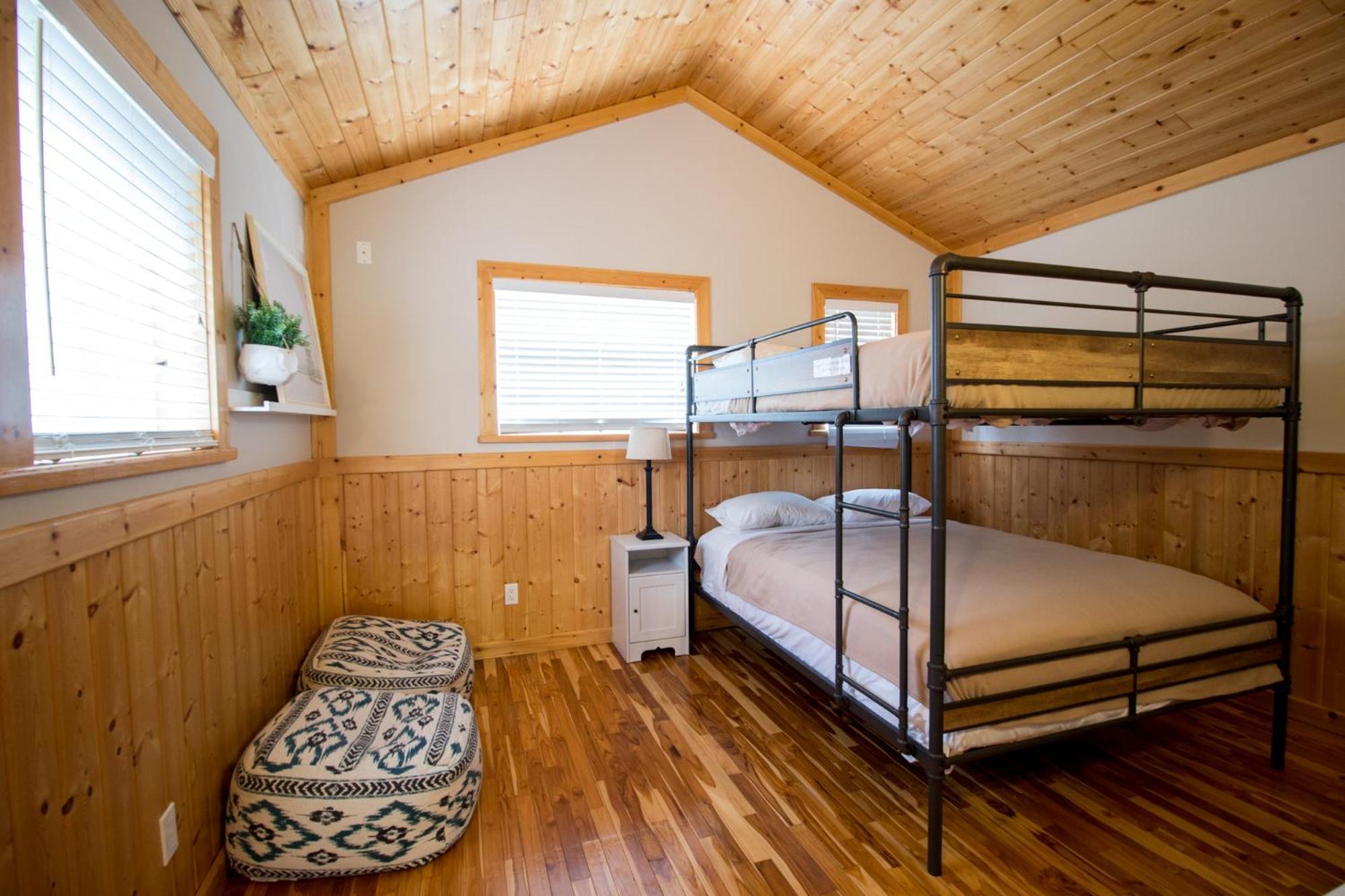 Two-Bedroom A (Waterfront)  photo 2