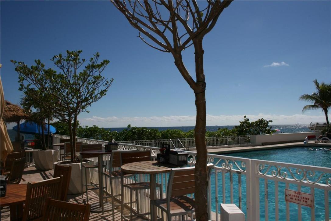 Apartment with Sea View photo 2