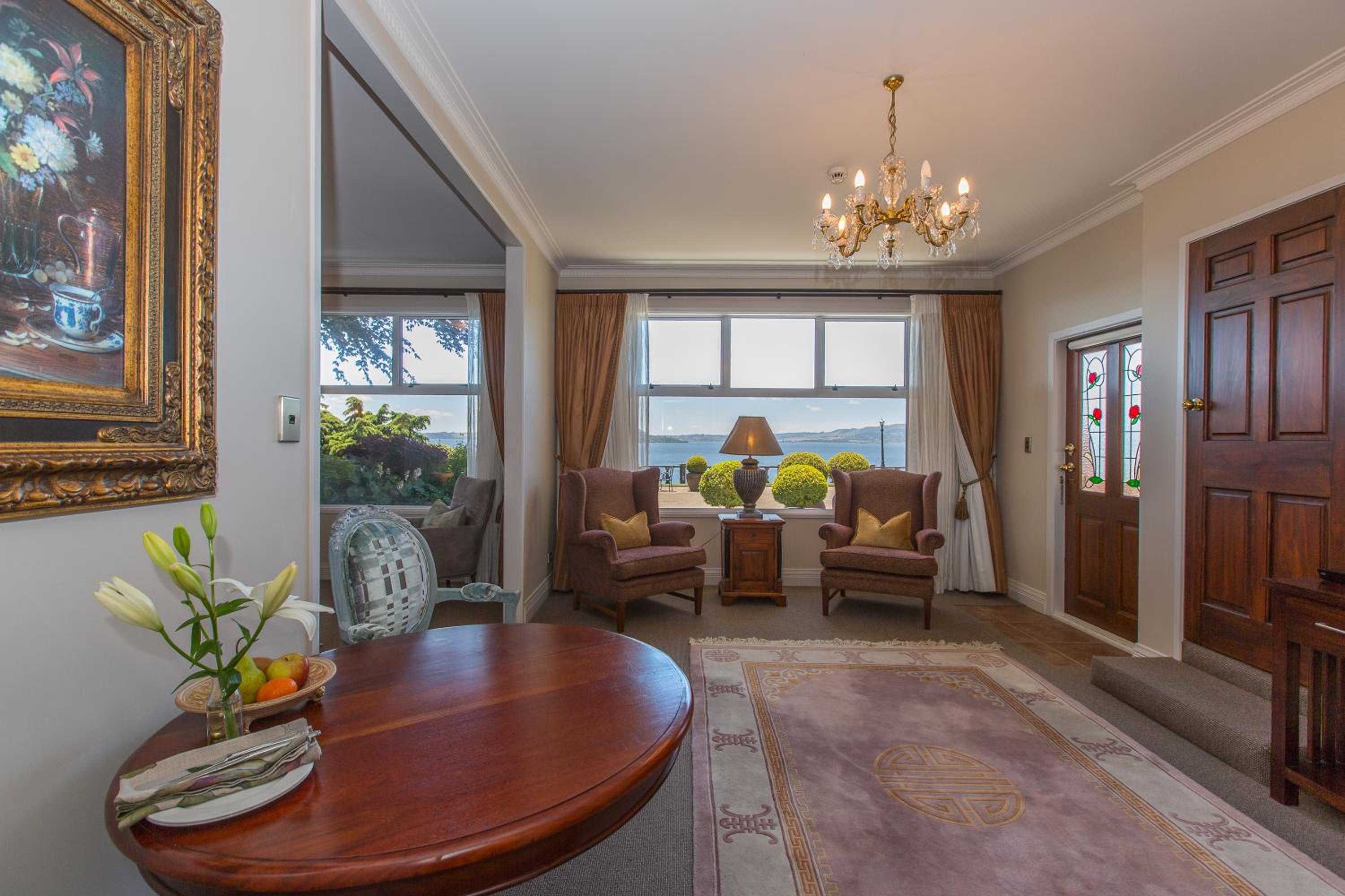 Lake View Lodge Suite - Photo 21