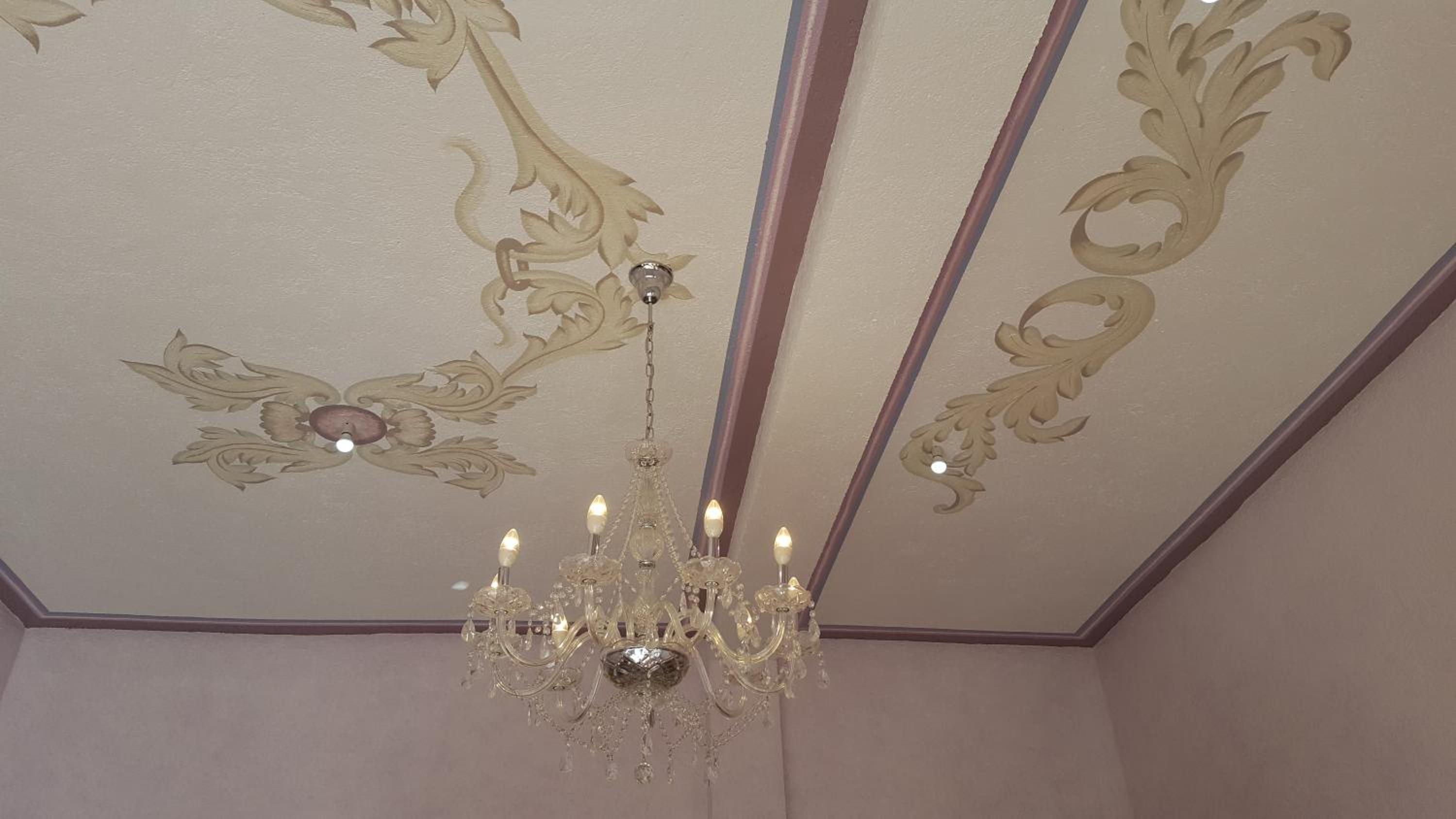 Deluxe King Room - Photo 8