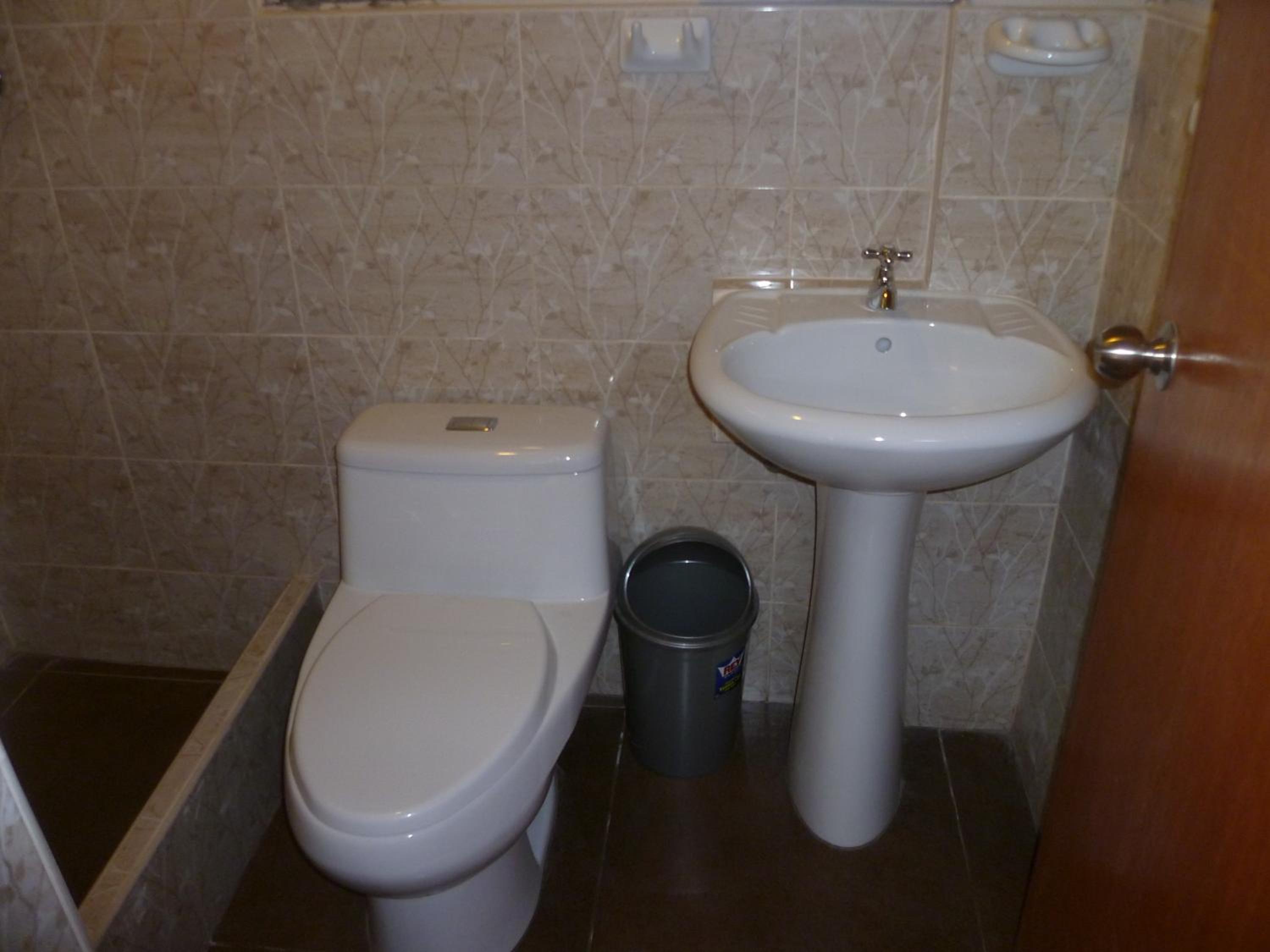 Standard Twin Room photo 3