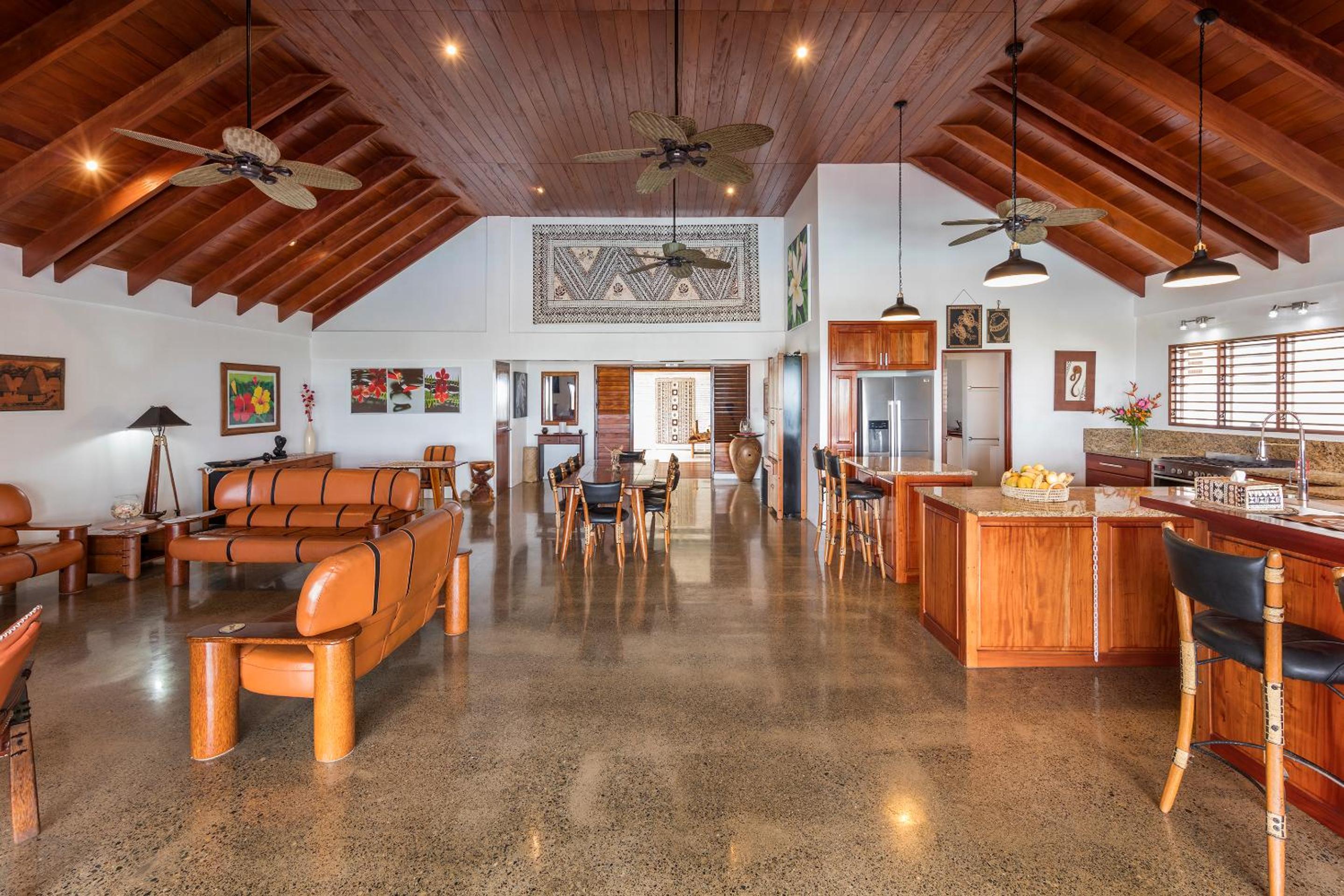 Four-Bedroom Villa with Private Pool and Sea View photo 3