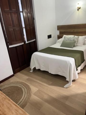 Single Room with Balcony