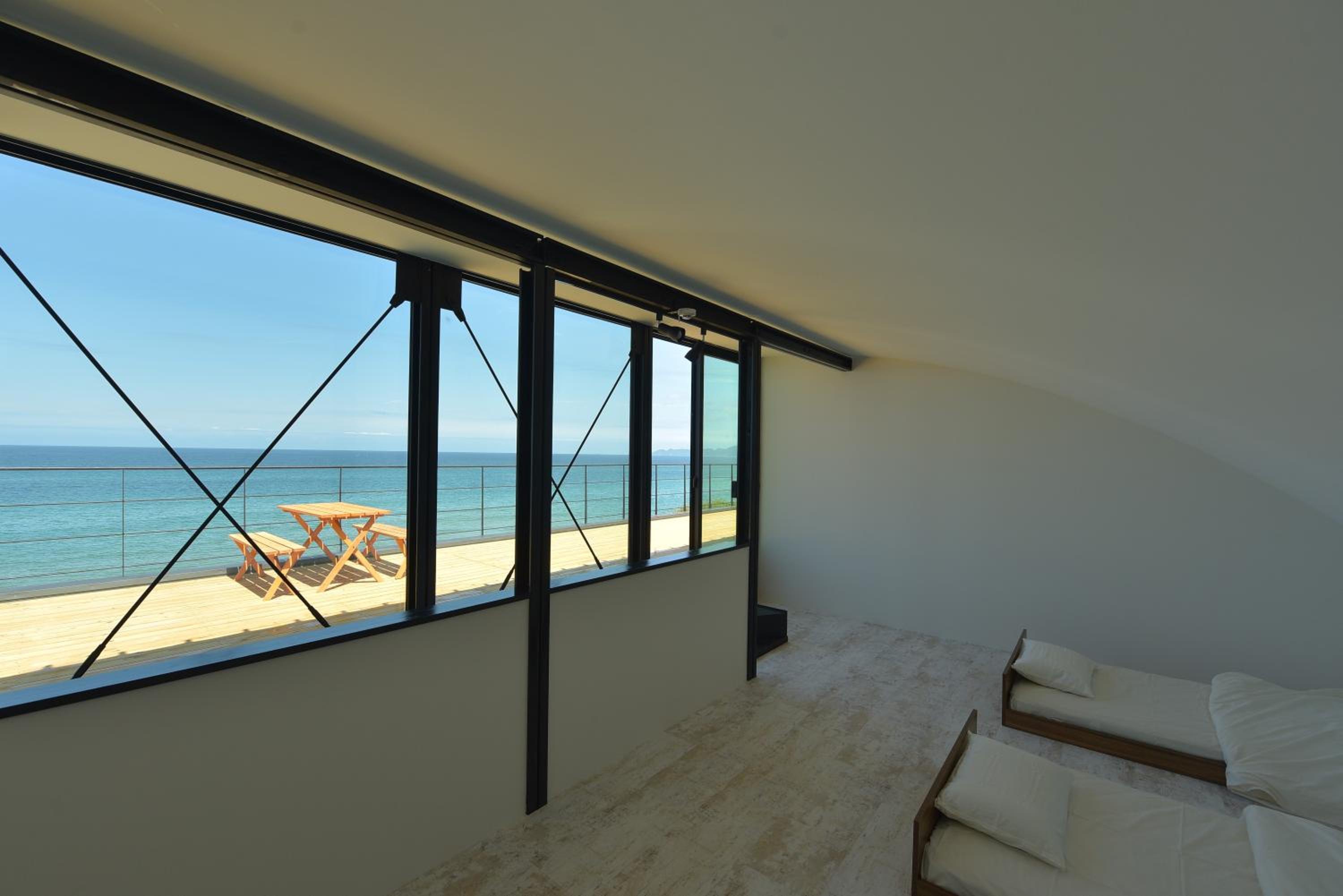 Apartment With Sea View photo 3