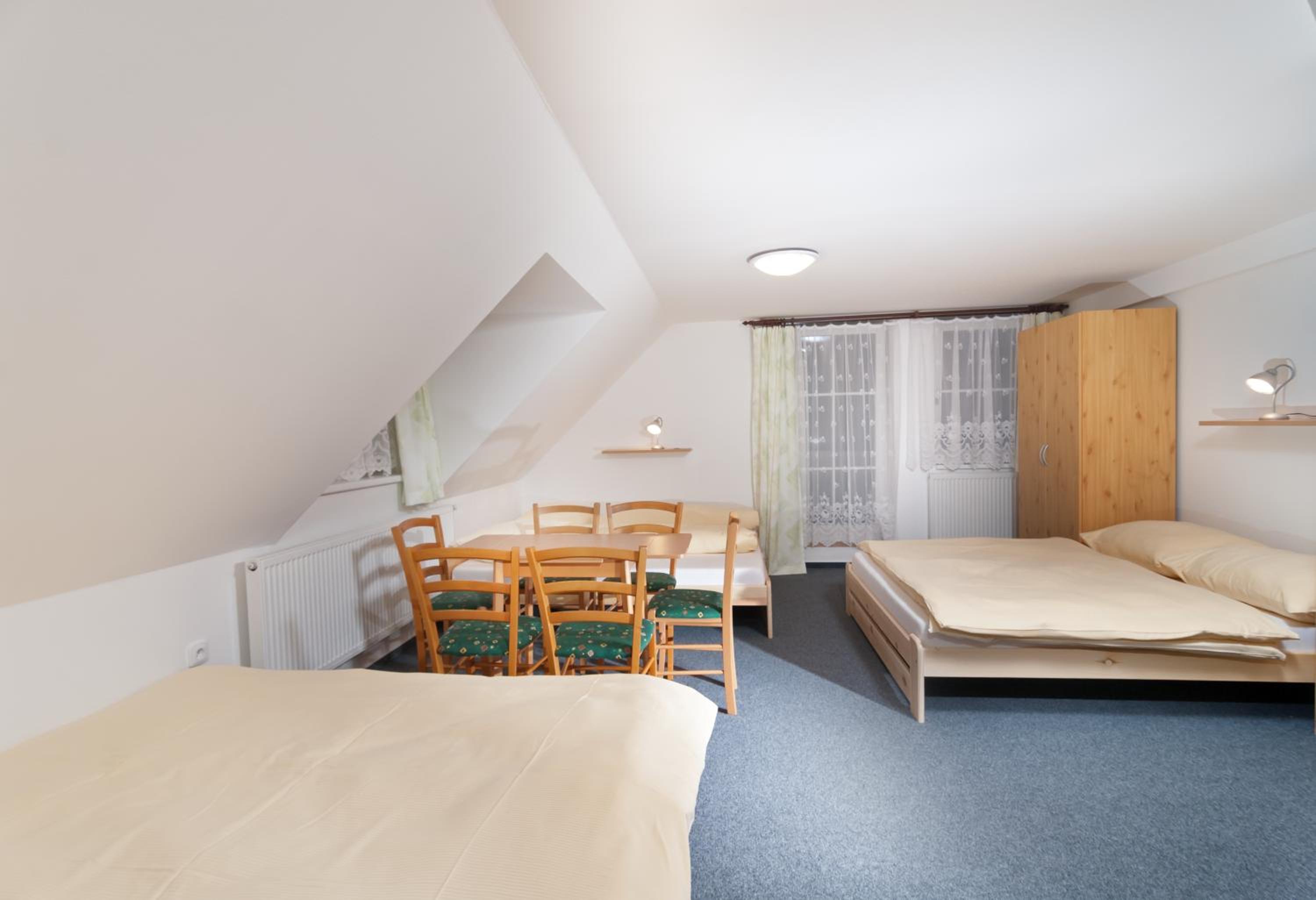 Family Room with Balcony photo 3