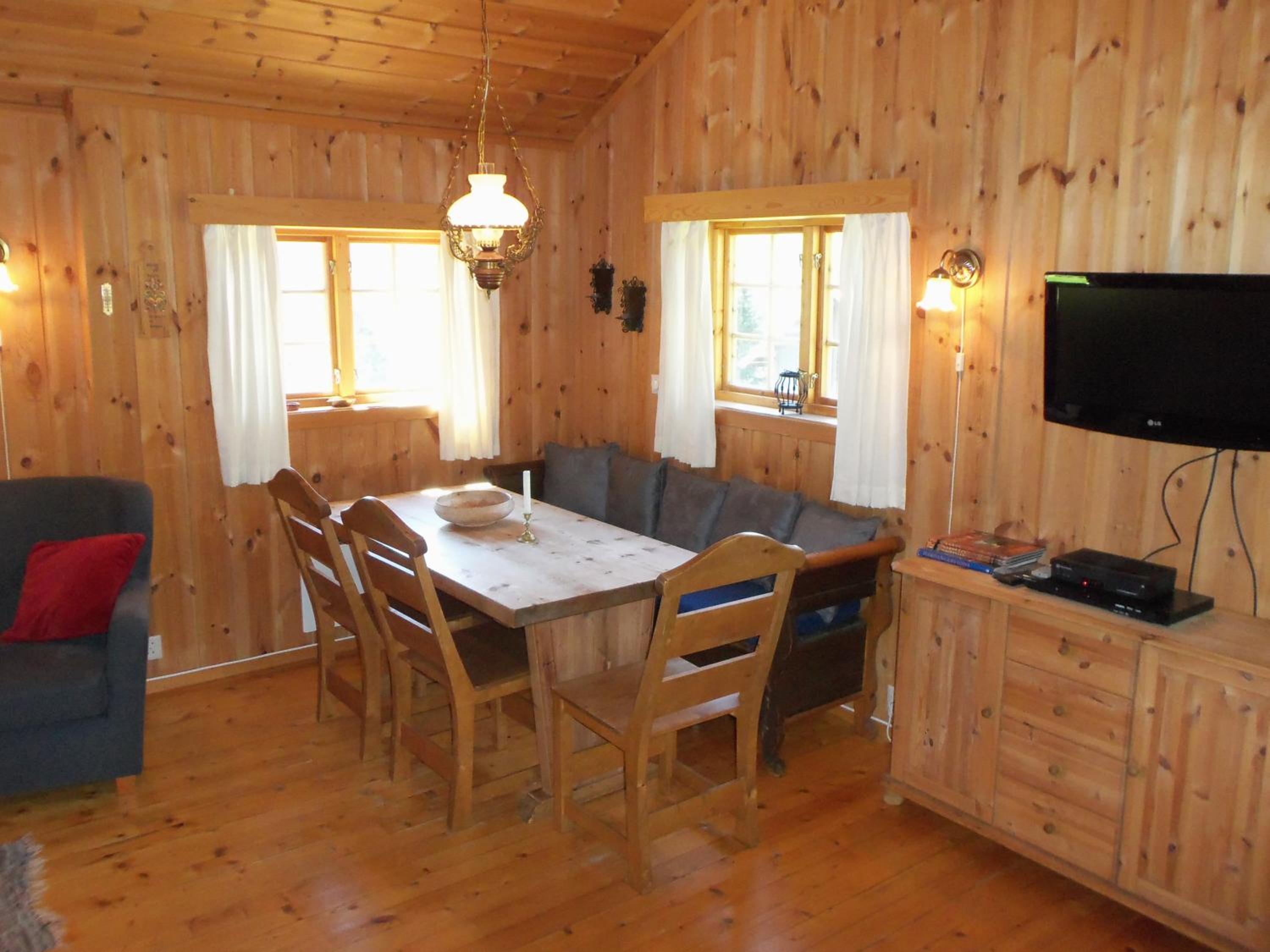 Two-Bedroom Cottage photo 3