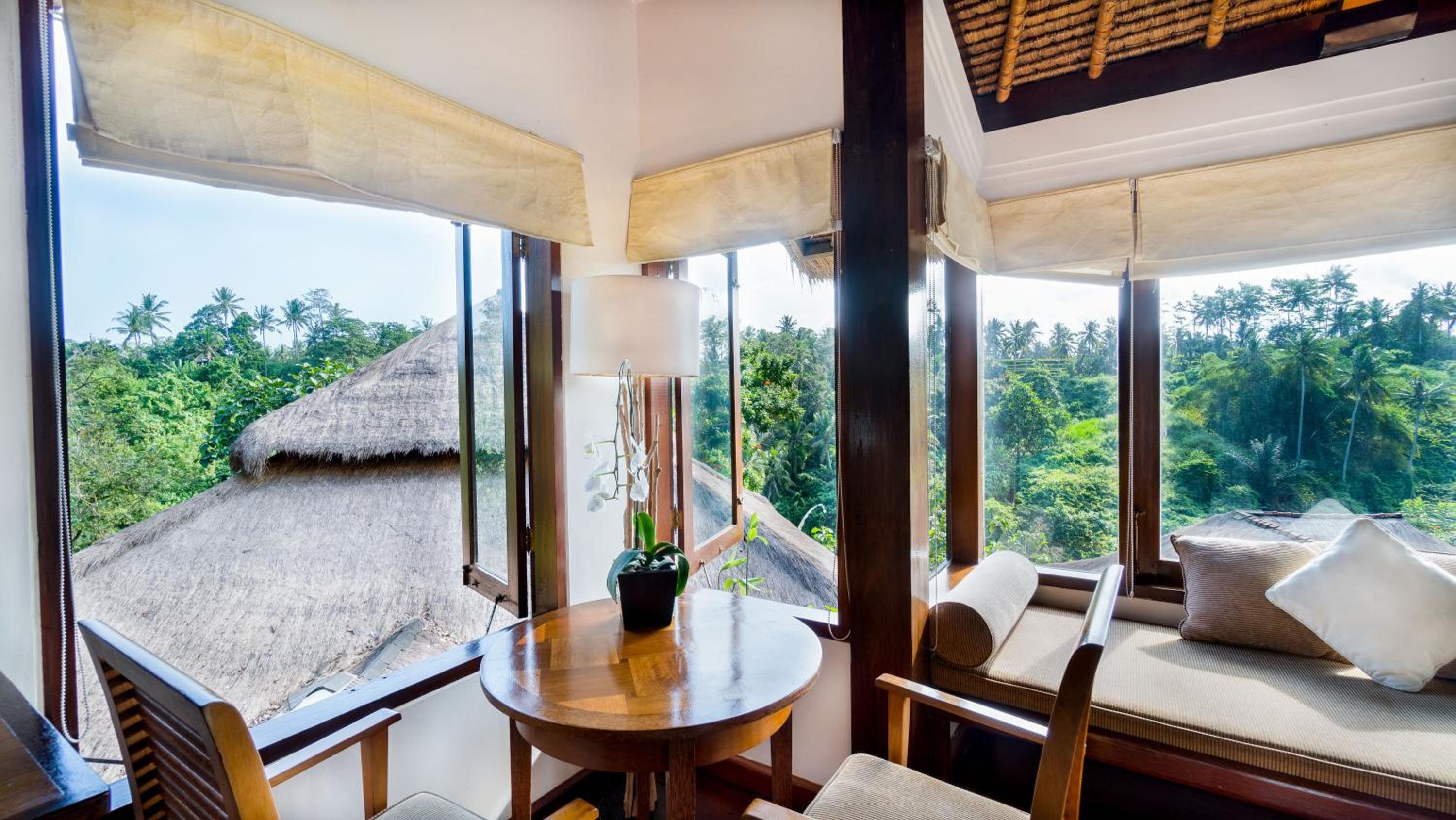 One-Bedroom Pool Villa with Panorama View and Complimentary Daily Afternoon Tea photo 3