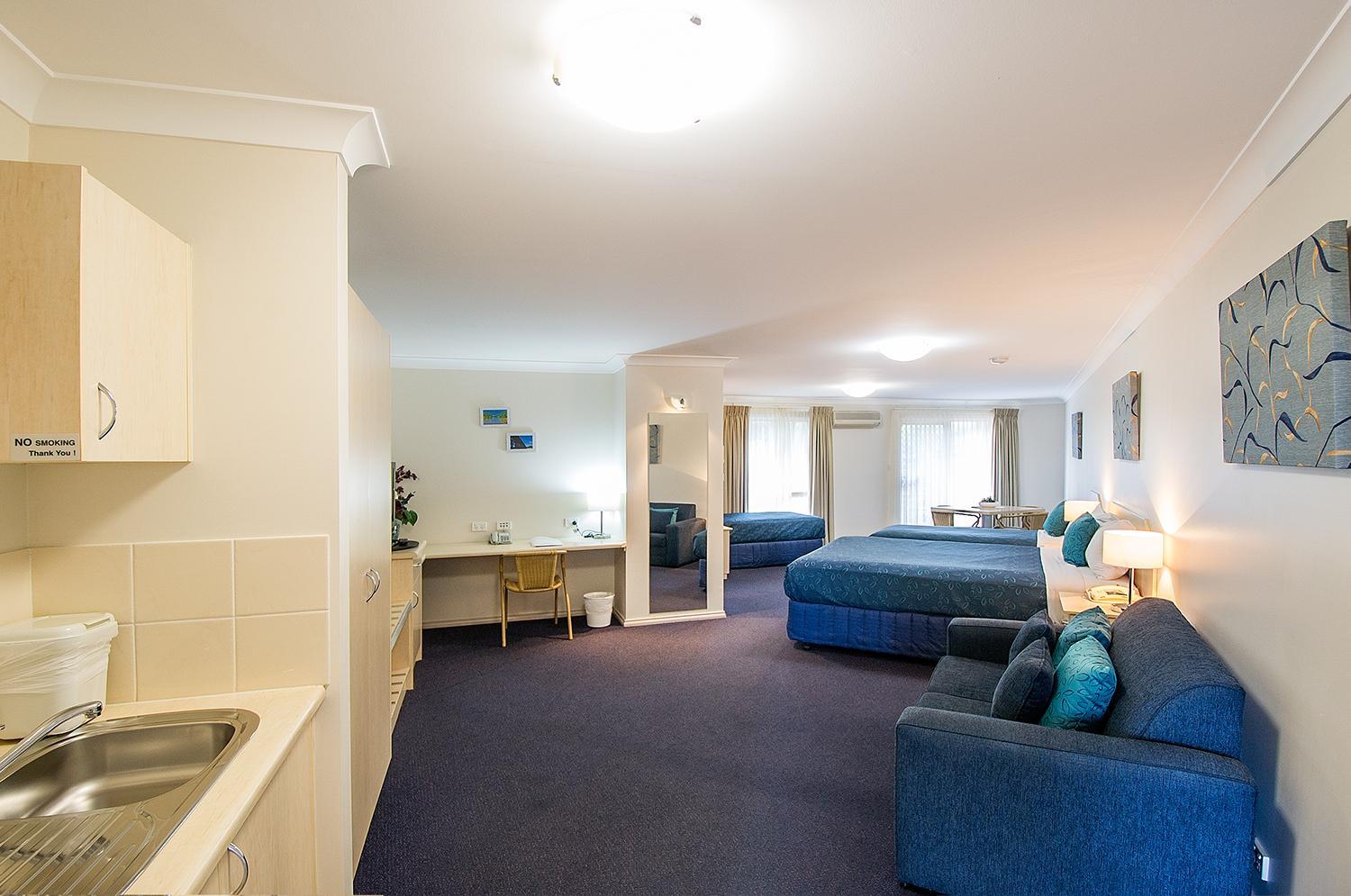 Family Suite with Balcony photo 3