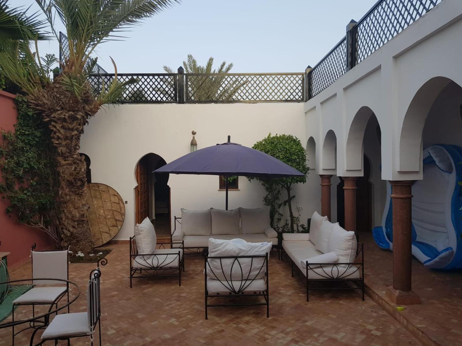Three-Bedroom Villa - Photo 5