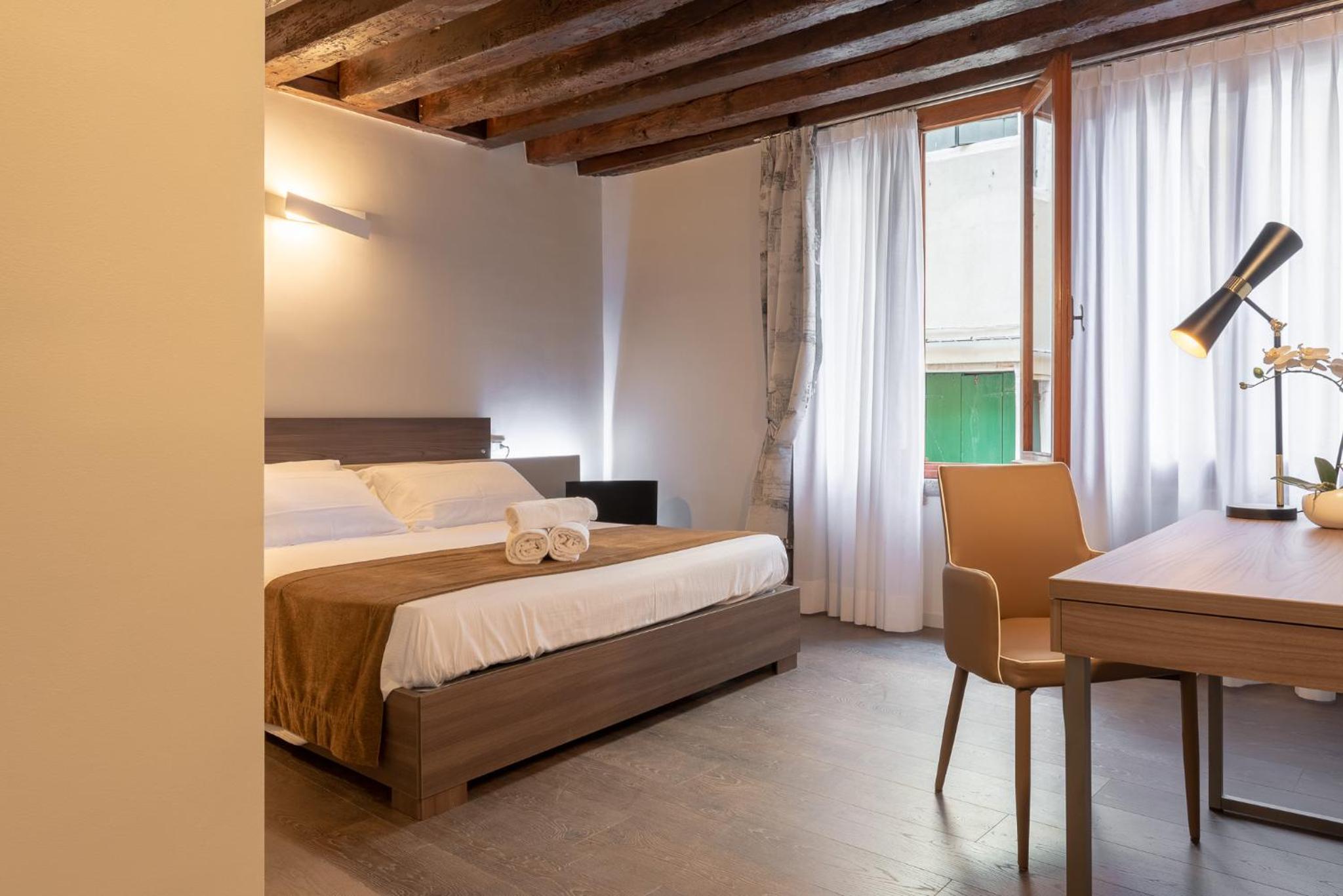 Double or Twin Room photo 2