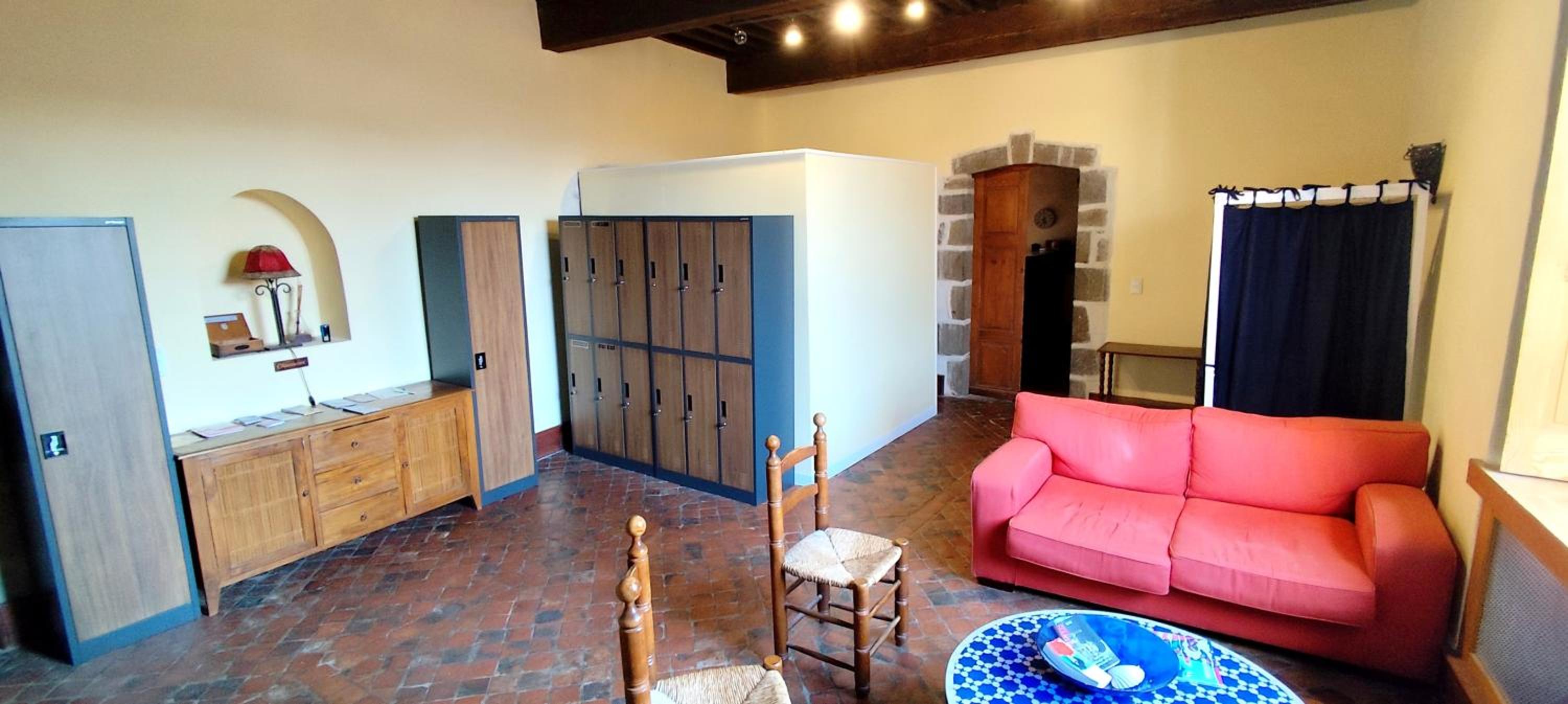 Bed in 6-Bed Mixed Dormitory Room