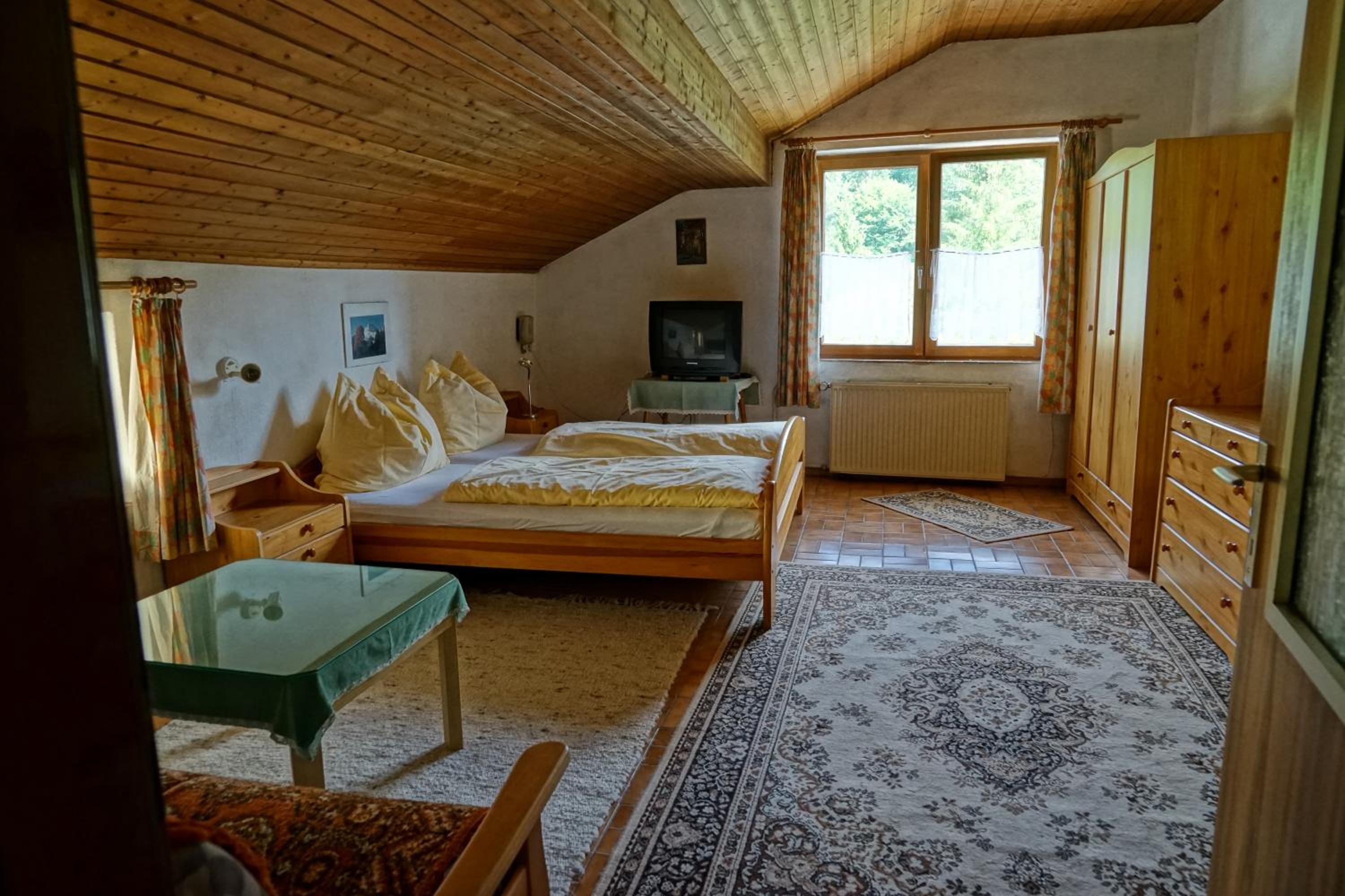 Apartment with Garden View